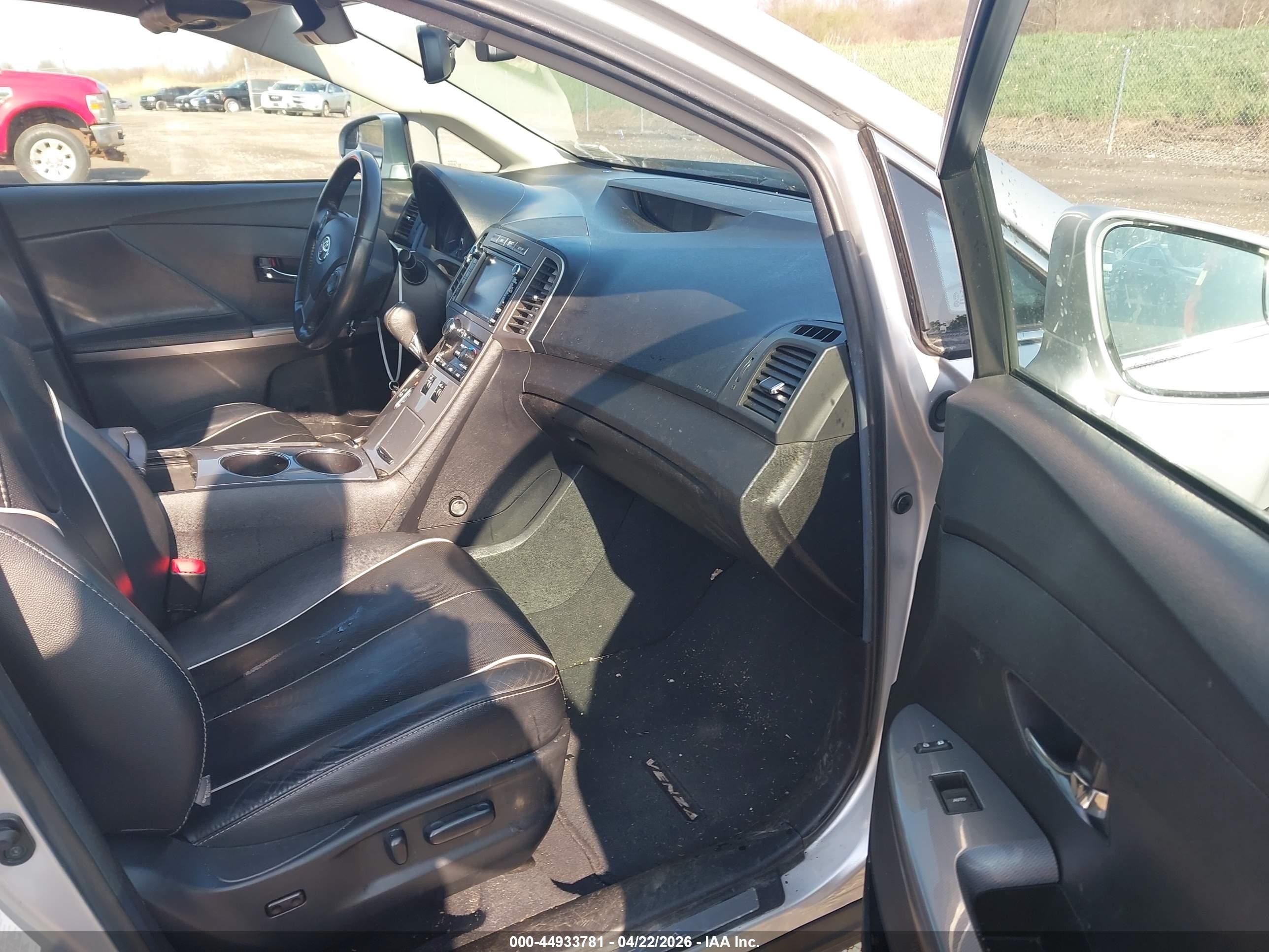 2014 Toyota Venza Limited V6 Silver vin: 4T3BK3BB0EU102811