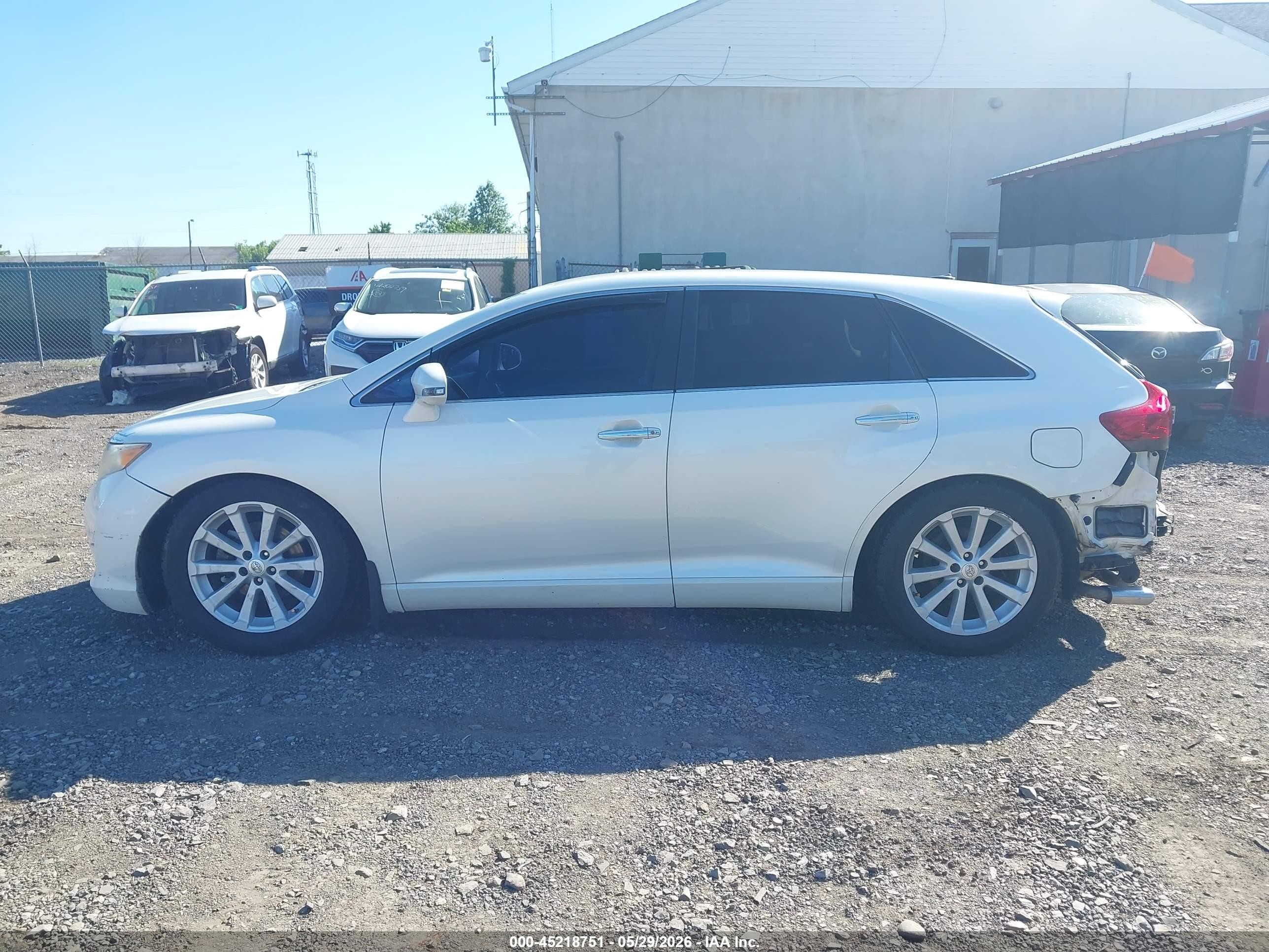 2014 Toyota Venza Xle V6 White vin: 4T3BK3BB0EU107927