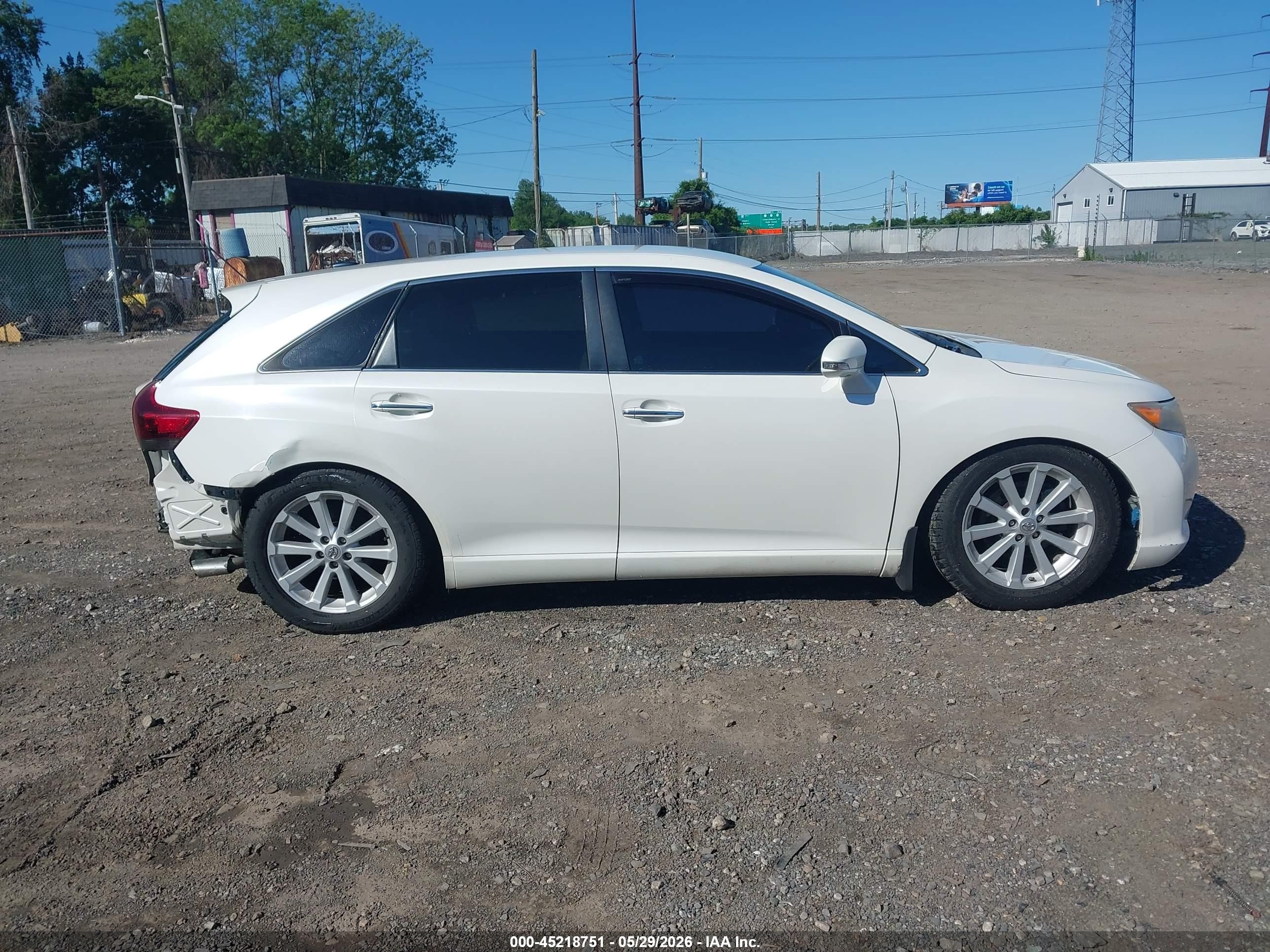 2014 Toyota Venza Xle V6 White vin: 4T3BK3BB0EU107927