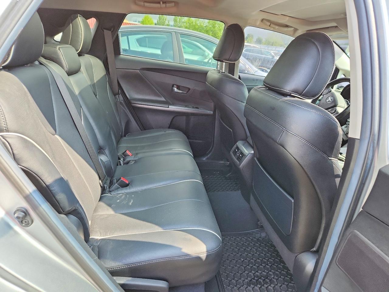 2014 Toyota Venza Le Silver vin: 4T3BK3BB0EU907319