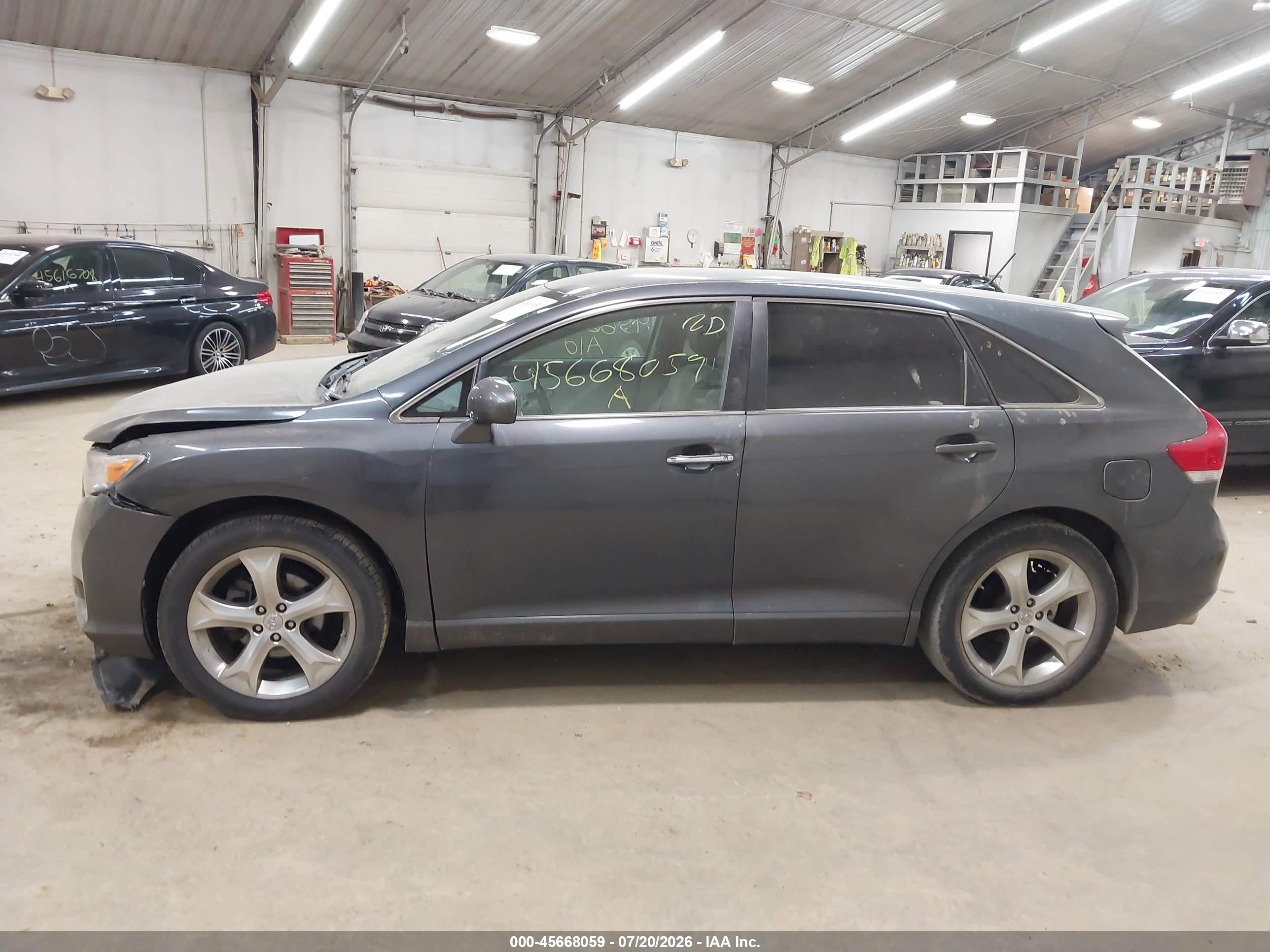 2010 Toyota Venza Base V6 Gray vin: 4T3BK3BB1AU028048