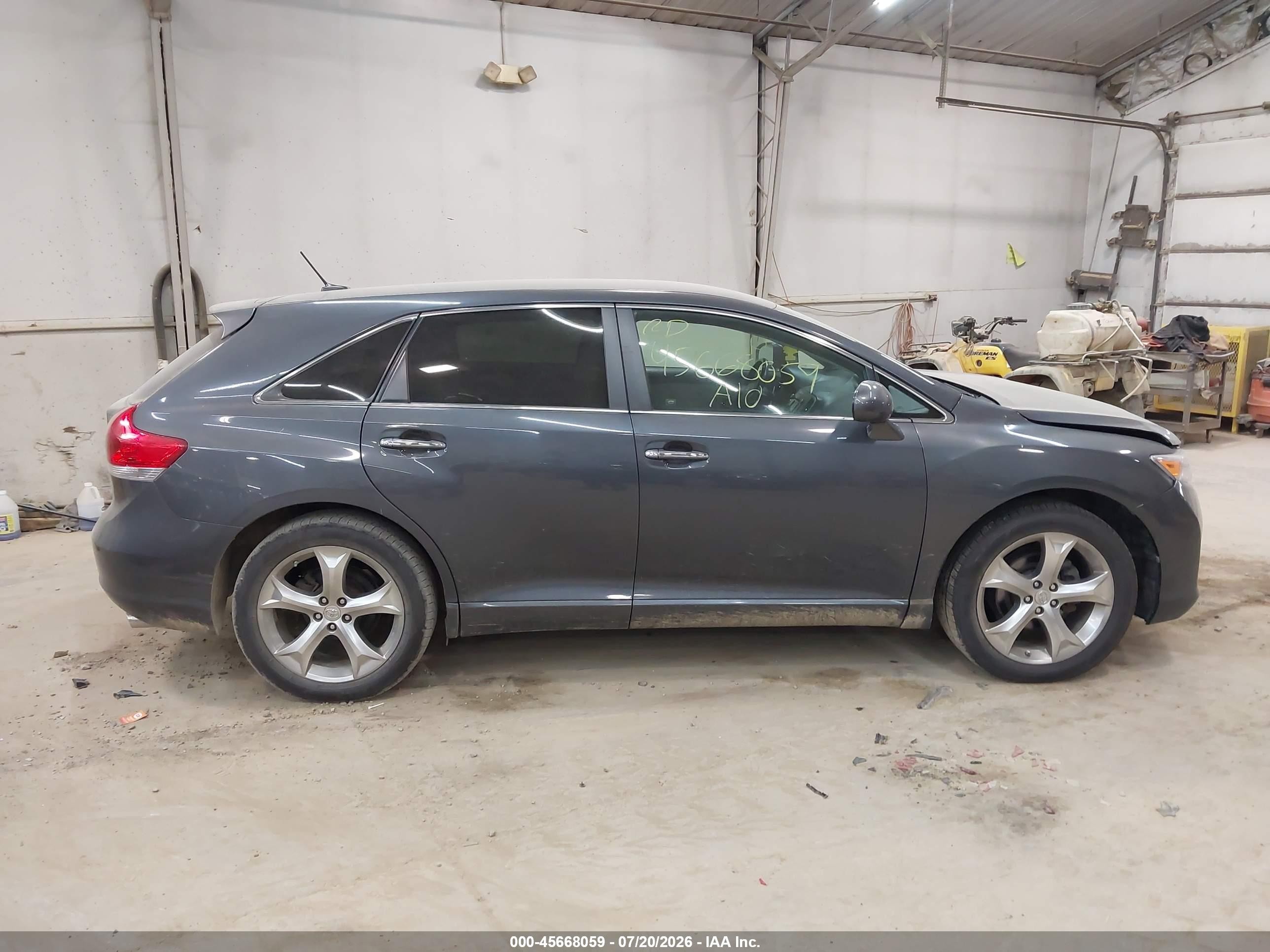 2010 Toyota Venza Base V6 Gray vin: 4T3BK3BB1AU028048