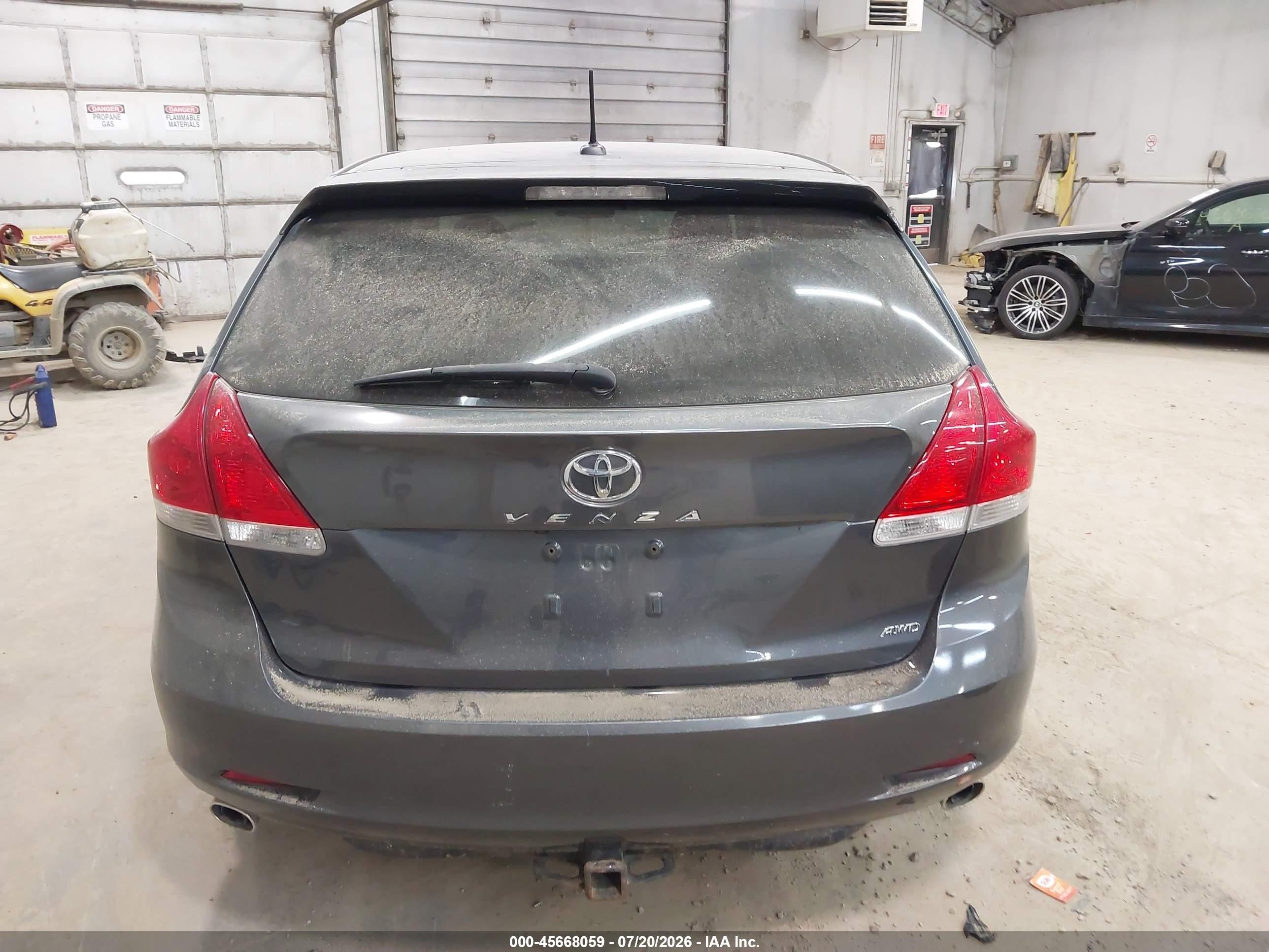 2010 Toyota Venza Base V6 Gray vin: 4T3BK3BB1AU028048