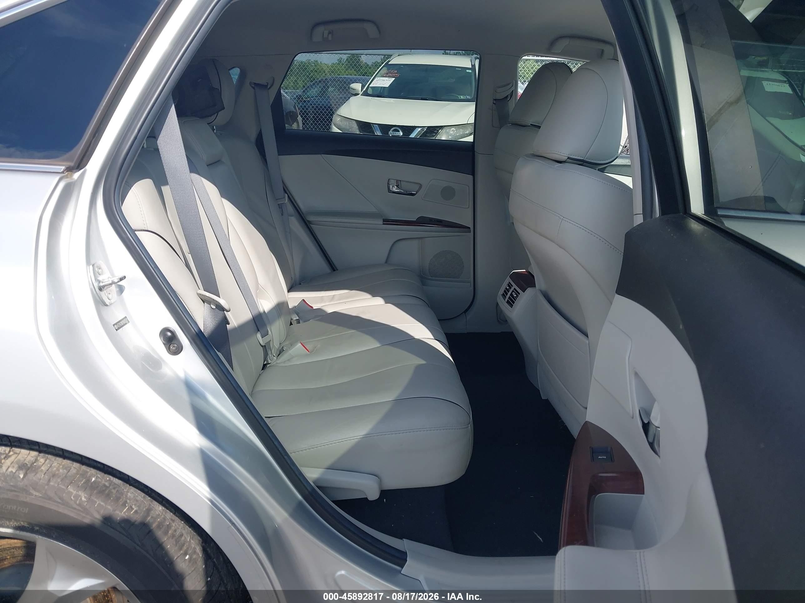 2011 Toyota Venza Base V6 Silver vin: 4T3BK3BB1BU055011