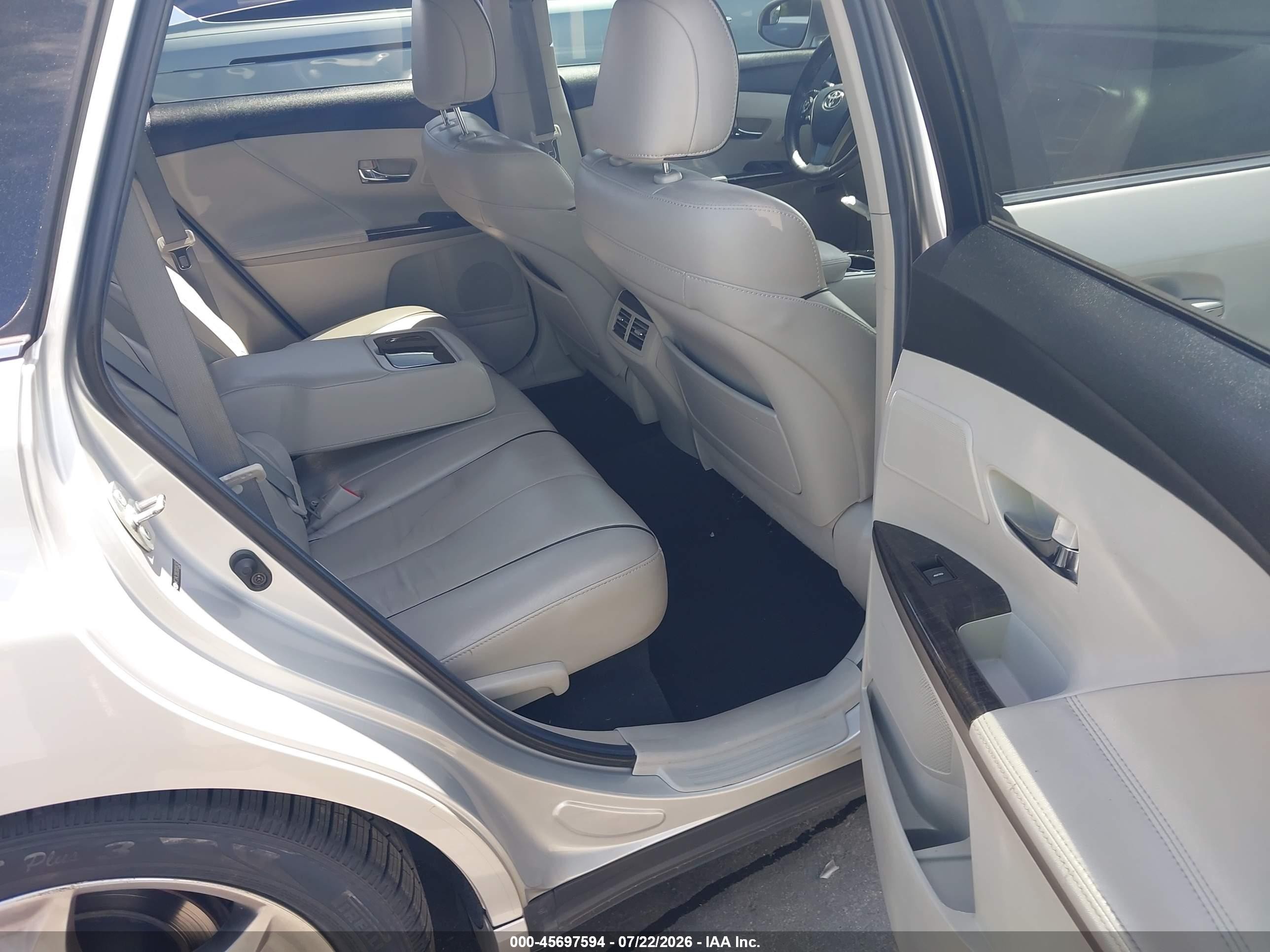2013 Toyota Venza Limited V6 Silver vin: 4T3BK3BB2DU081362