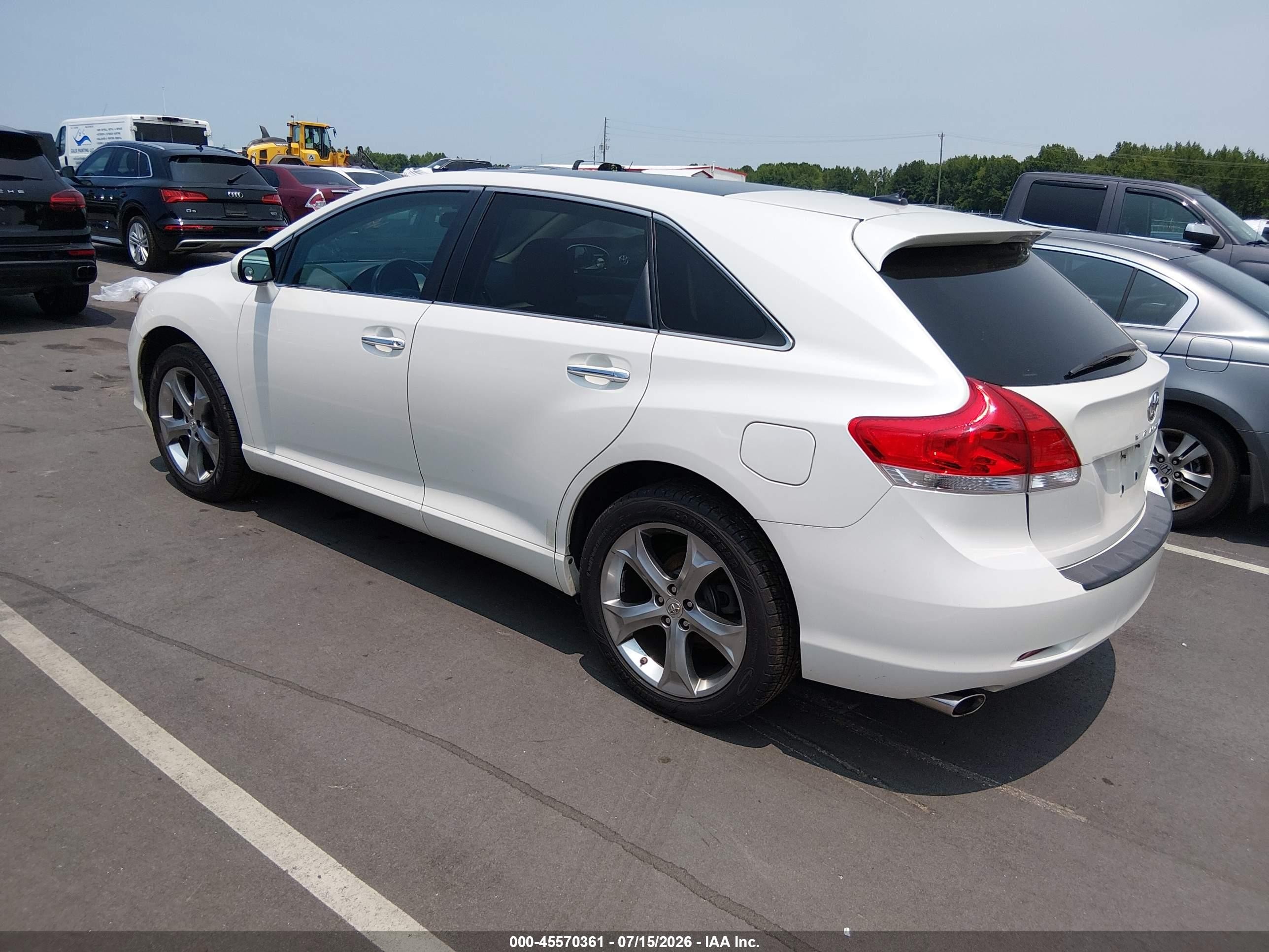 2010 Toyota Venza Base V6 White vin: 4T3BK3BB3AU030643