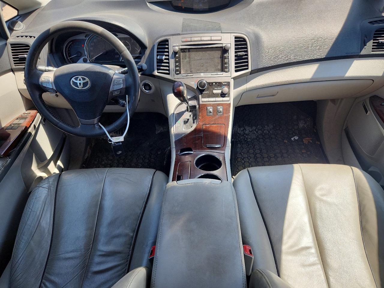 2010 Toyota Venza Awd V6 White vin: 4T3BK3BB3AU032859