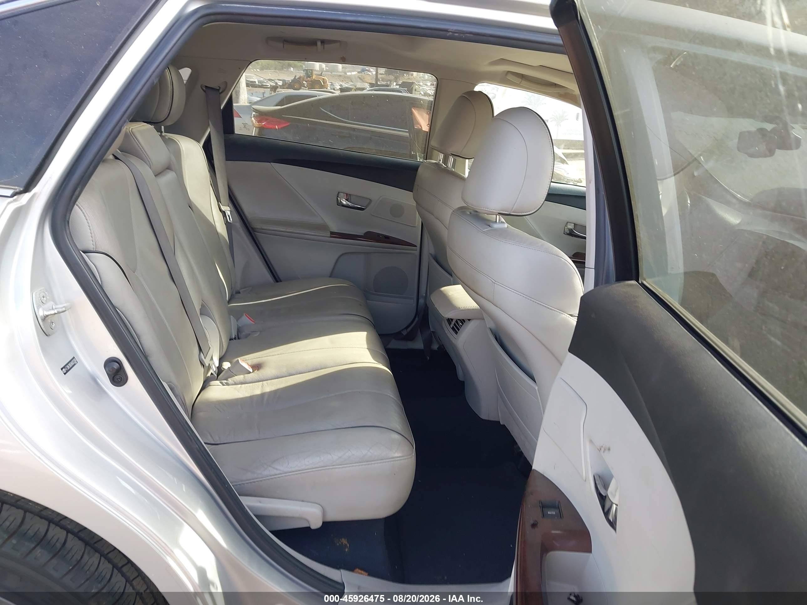 2010 Toyota Venza Base V6 Silver vin: 4T3BK3BB3AU033266