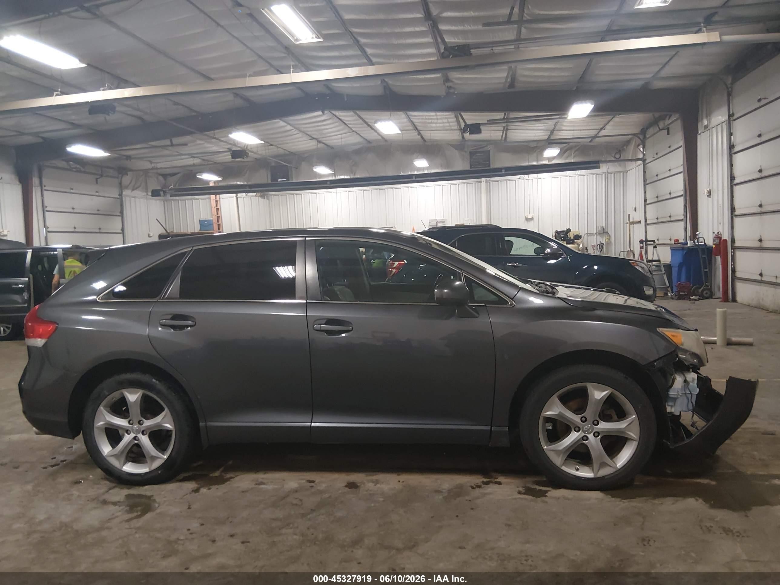 2010 Toyota Venza Base V6 Gray vin: 4T3BK3BB3AU040248