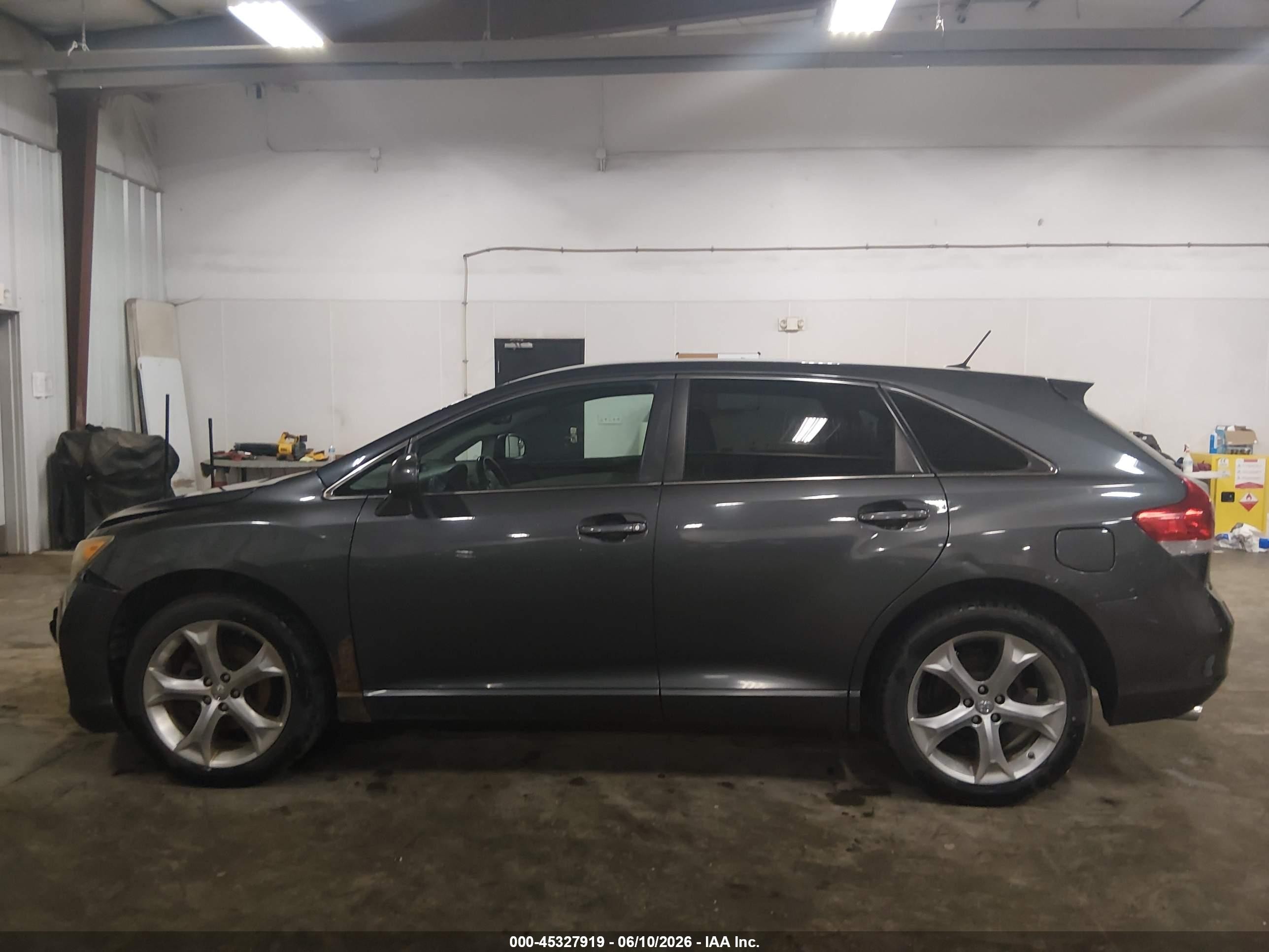 2010 Toyota Venza Base V6 Gray vin: 4T3BK3BB3AU040248