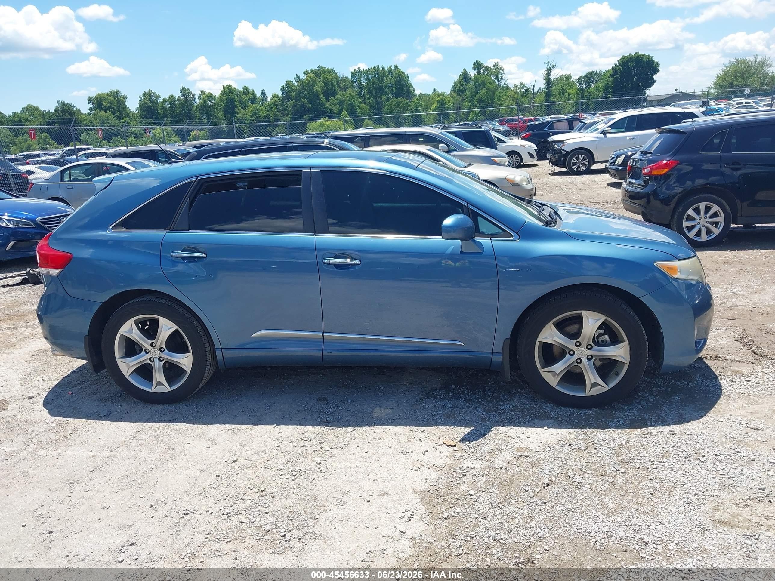2011 Toyota Venza Base V6 Blue vin: 4T3BK3BB3BU057116