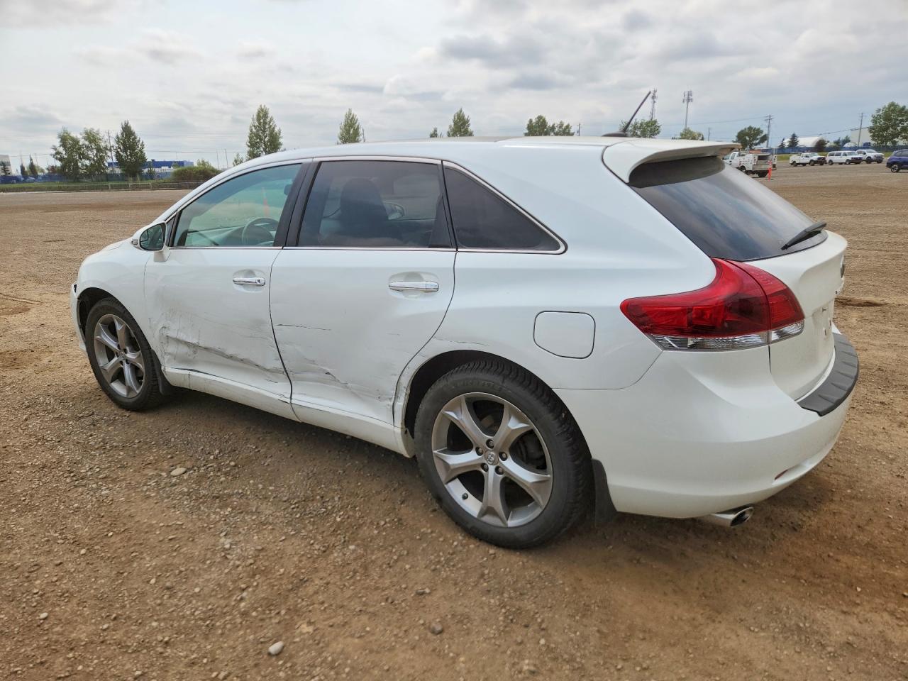 2013 Toyota Venza Le White vin: 4T3BK3BB3DU089440