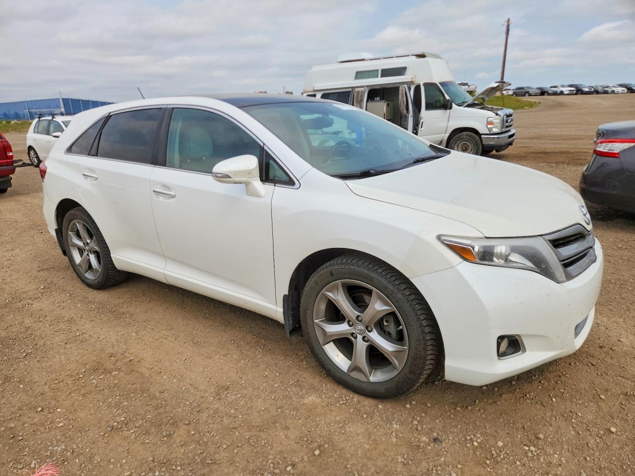 2013 Toyota Venza Le White vin: 4T3BK3BB3DU089440