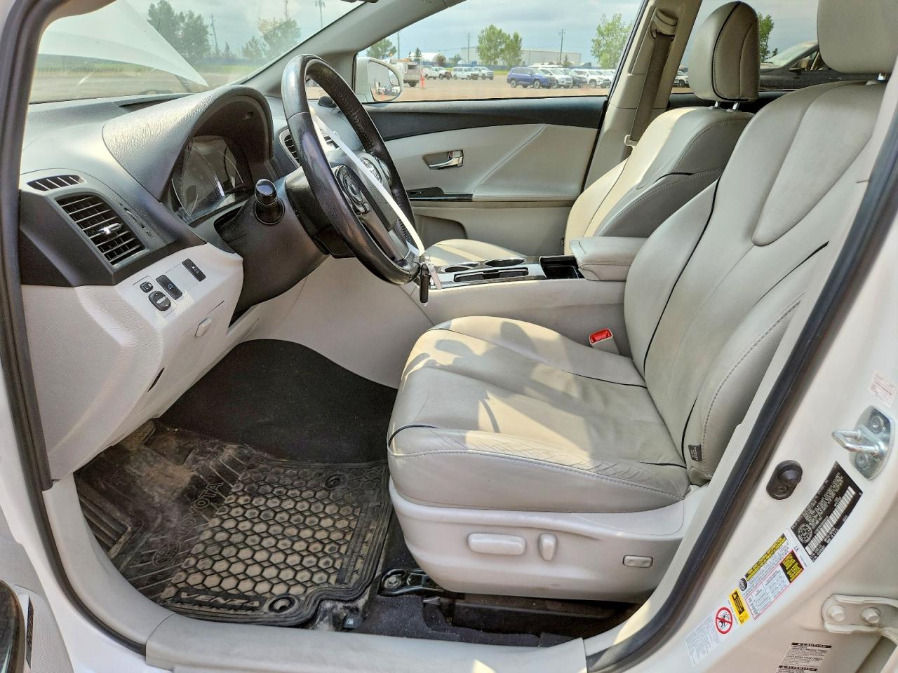 2013 Toyota Venza Le White vin: 4T3BK3BB3DU089440