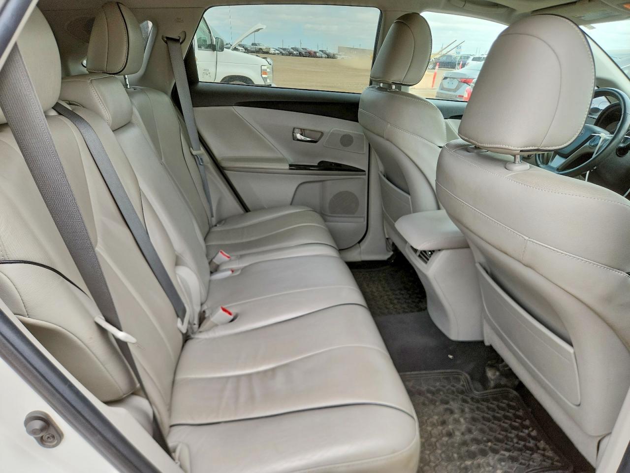 2013 Toyota Venza Le White vin: 4T3BK3BB3DU089440