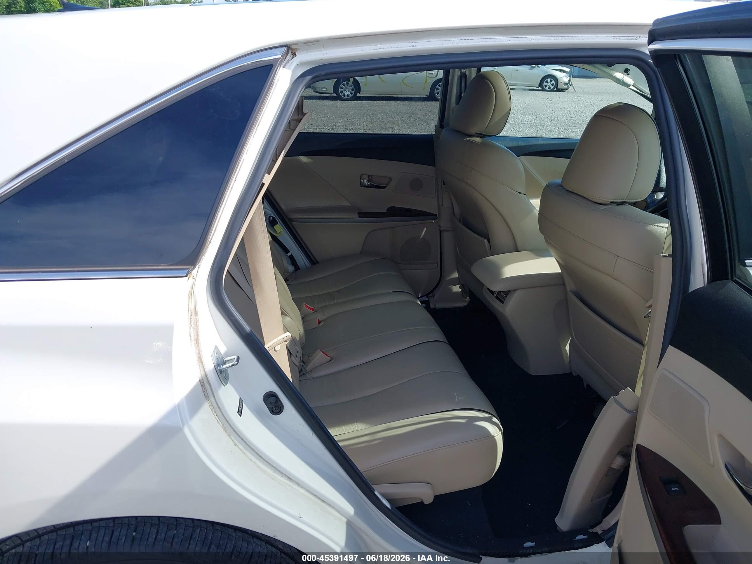 2011 Toyota Venza Base V6 White vin: 4T3BK3BB4BU051597