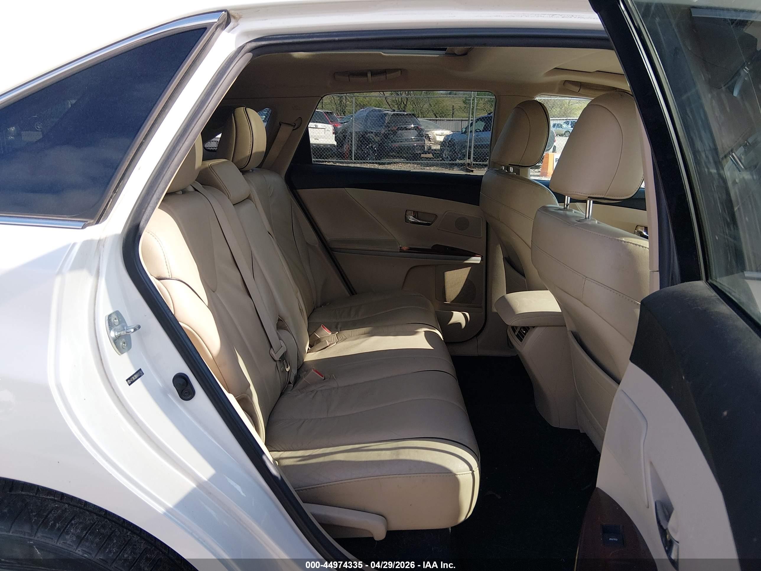 2011 Toyota Venza Base V6 White vin: 4T3BK3BB4BU051941