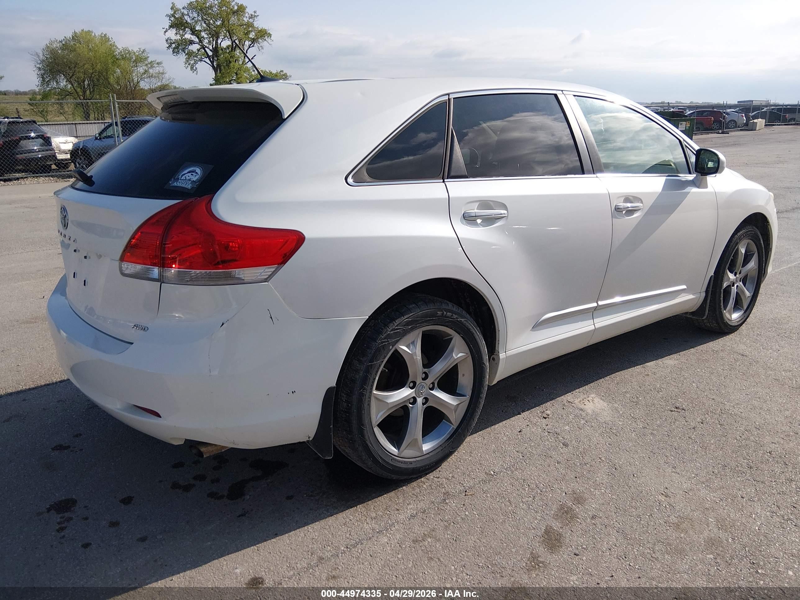 2011 Toyota Venza Base V6 White vin: 4T3BK3BB4BU051941