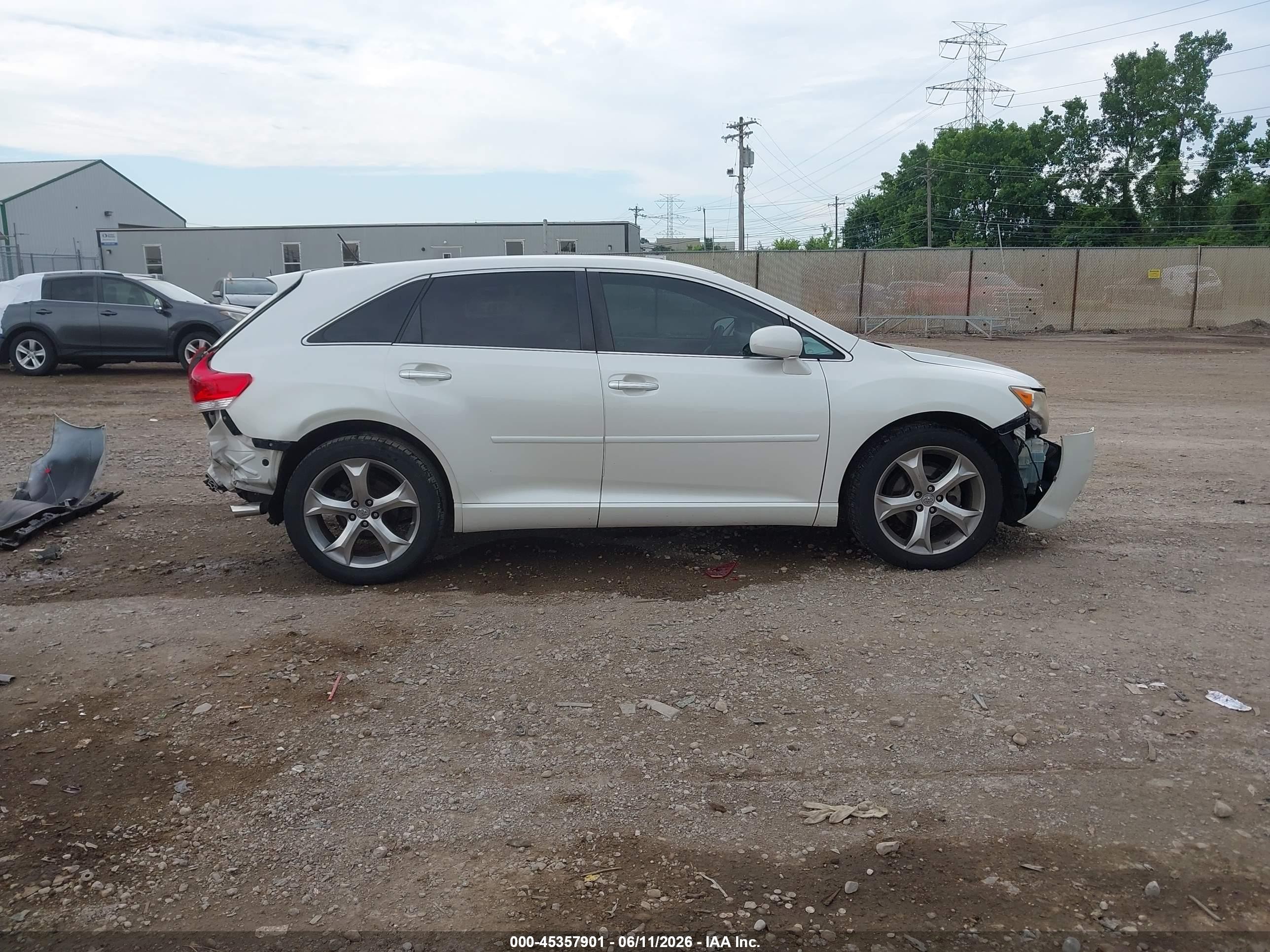 2011 Toyota Venza Base V6 White vin: 4T3BK3BB4BU054242