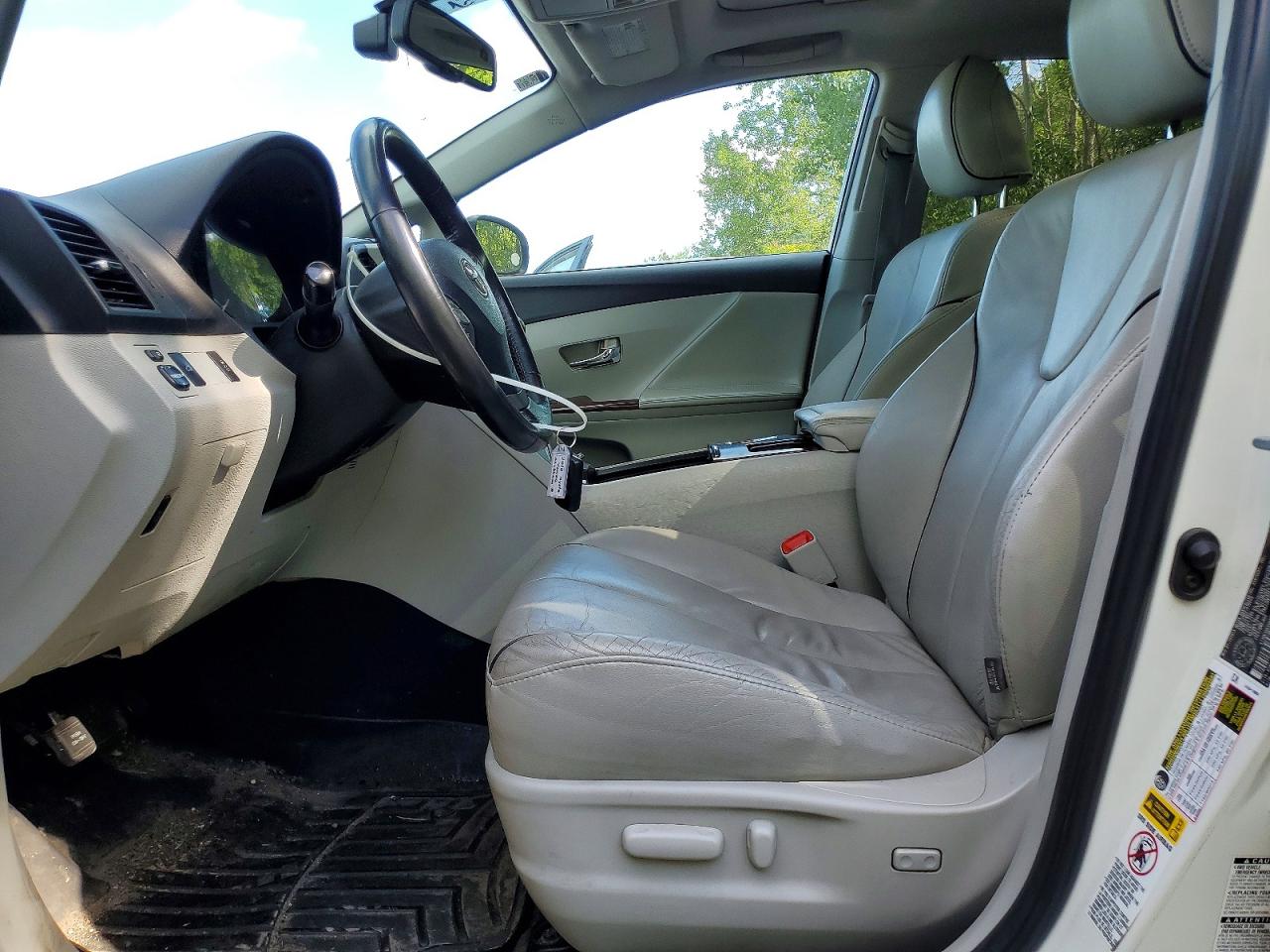 2010 Toyota Venza Awd V6 White vin: 4T3BK3BB5AU030479