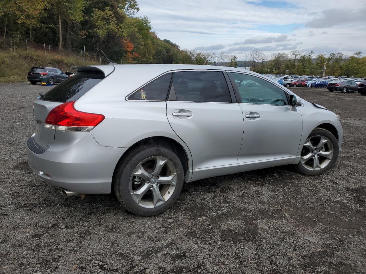 2010 Toyota Venza Silver vin: 4T3BK3BB5AU044978