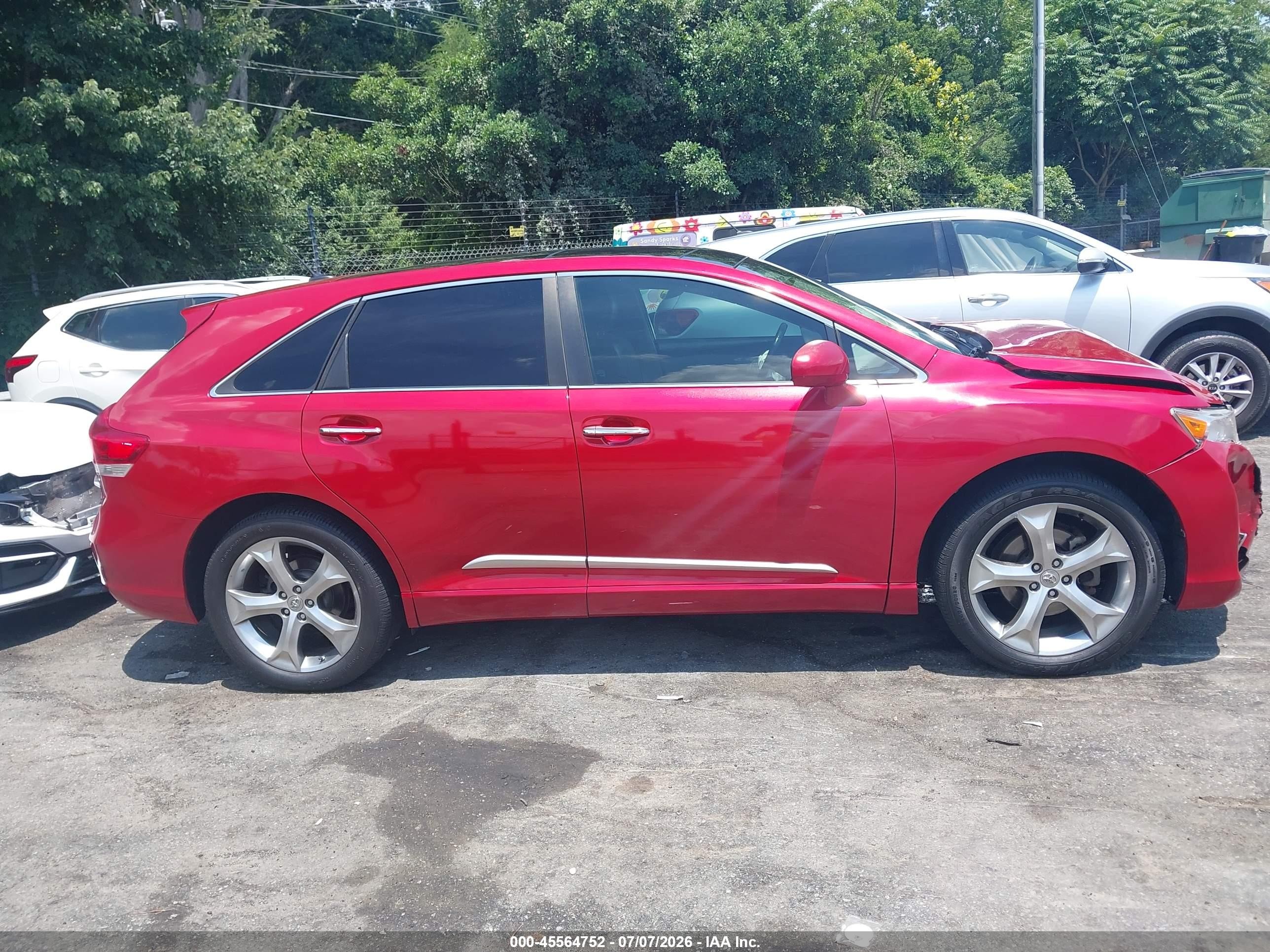 2011 Toyota Venza Base V6 Red vin: 4T3BK3BB5BU047896