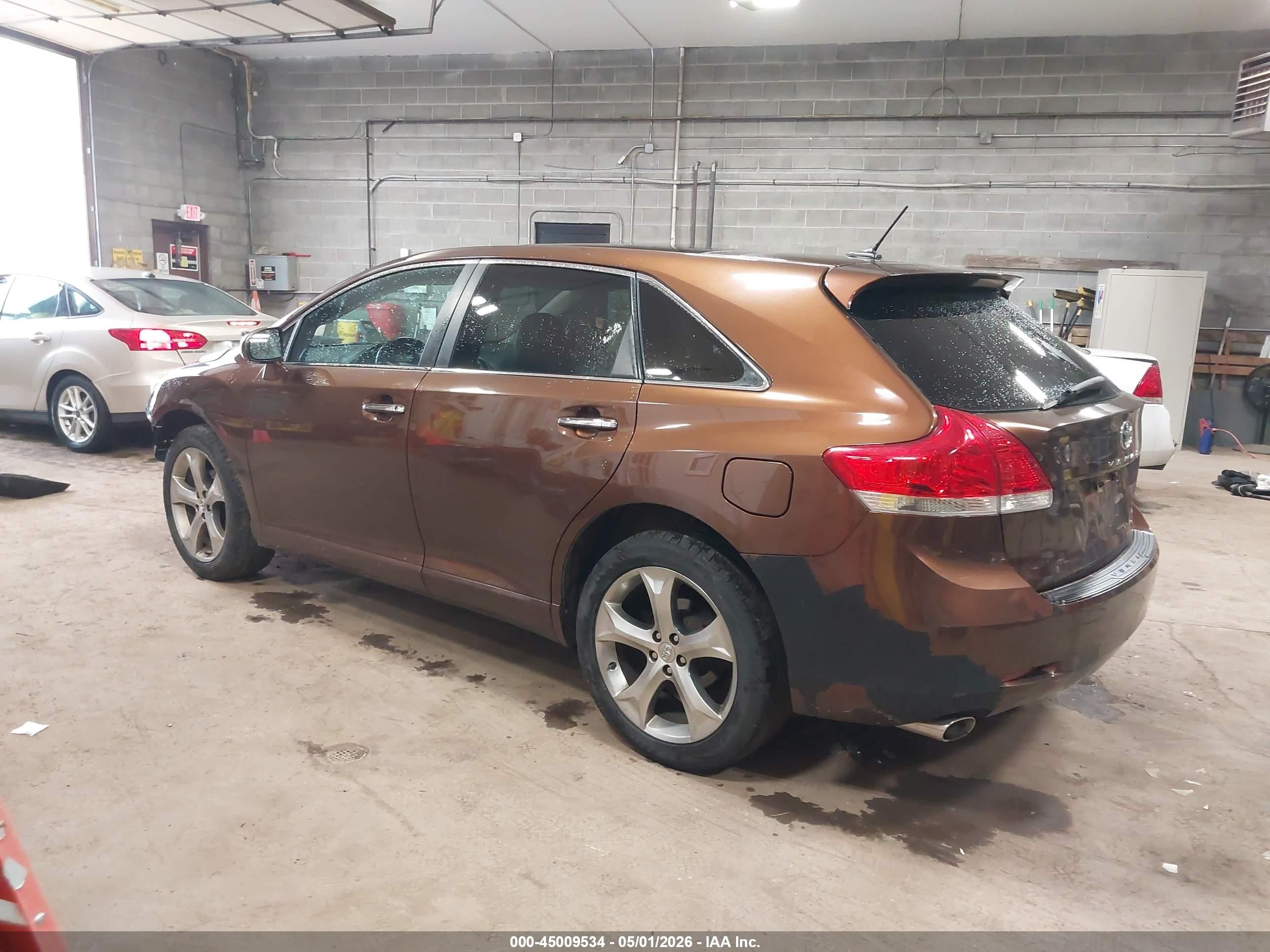 2011 Toyota Venza Base V6 Коричневый vin: 4T3BK3BB5BU051821