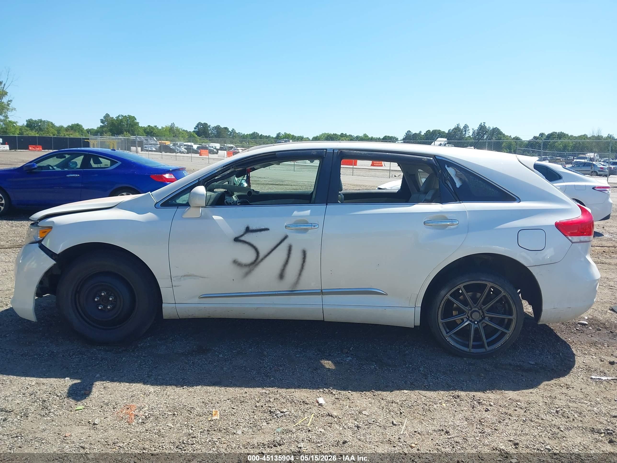 2011 Toyota Venza Base V6 White vin: 4T3BK3BB5BU059482