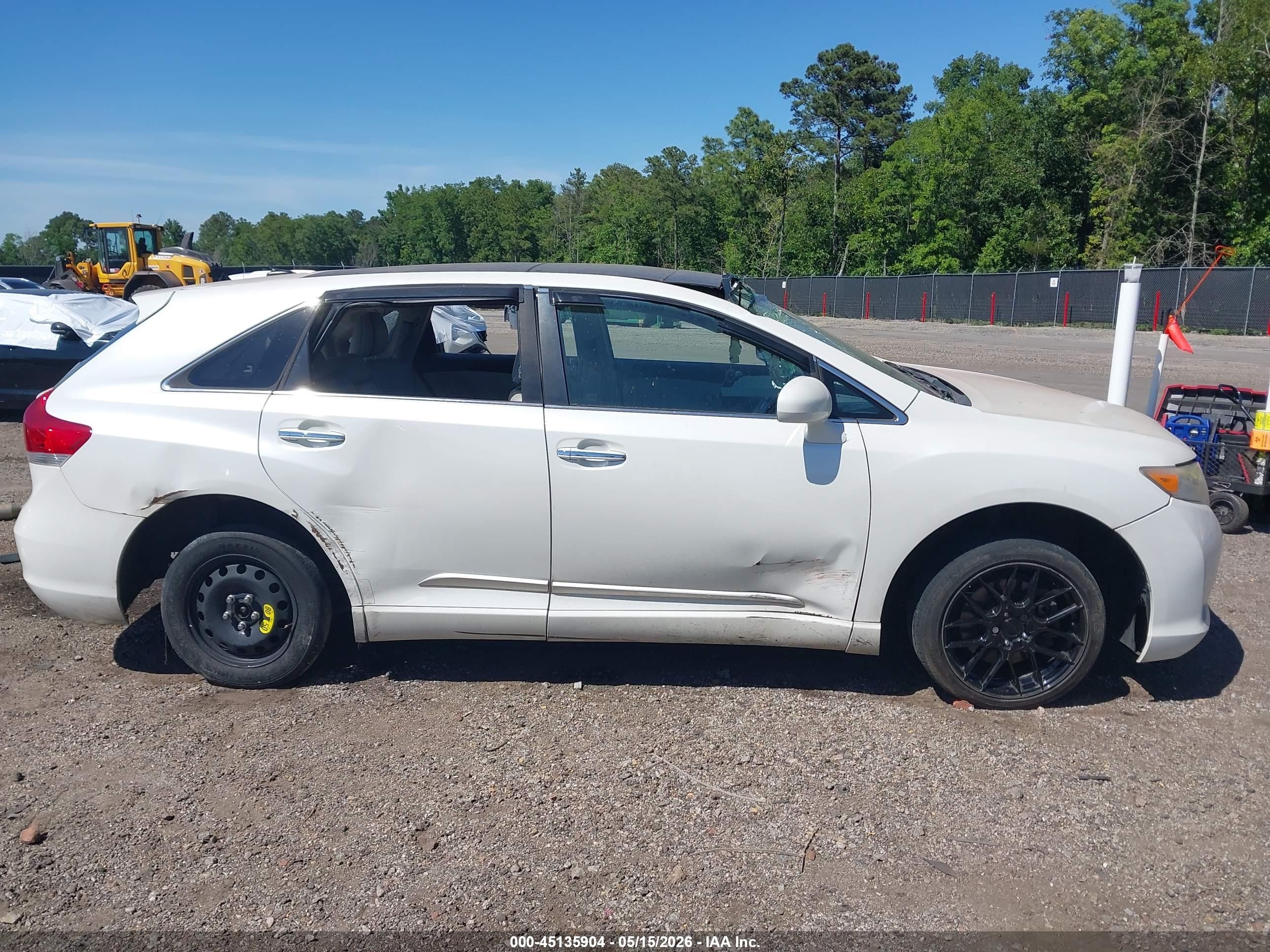 2011 Toyota Venza Base V6 White vin: 4T3BK3BB5BU059482