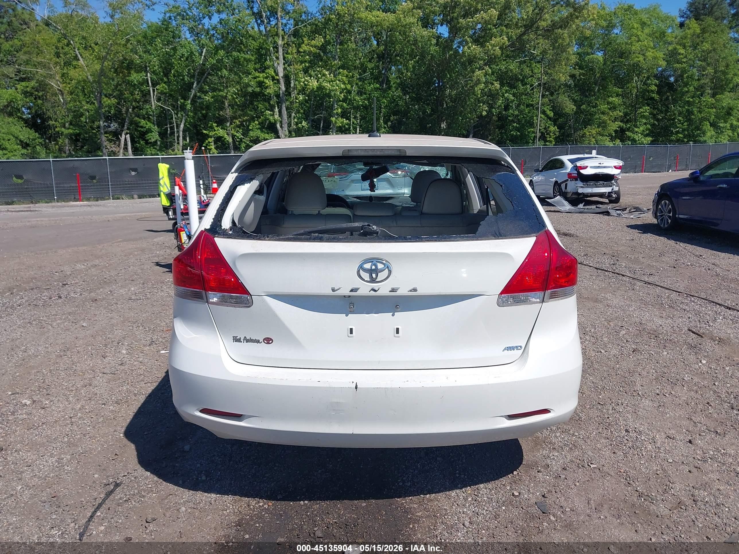 2011 Toyota Venza Base V6 White vin: 4T3BK3BB5BU059482