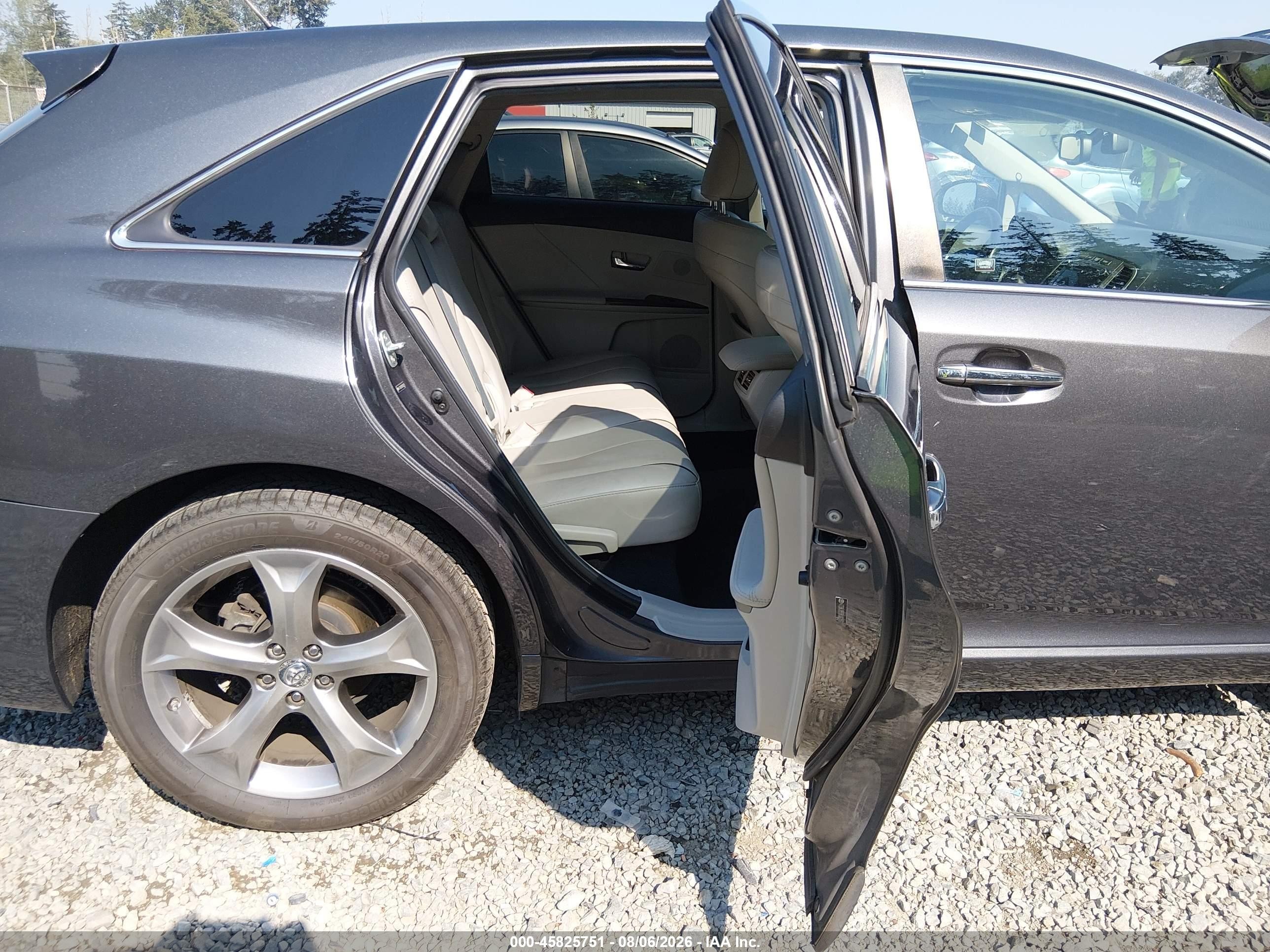 2011 Toyota Venza Base V6 Gray vin: 4T3BK3BB5BU062950