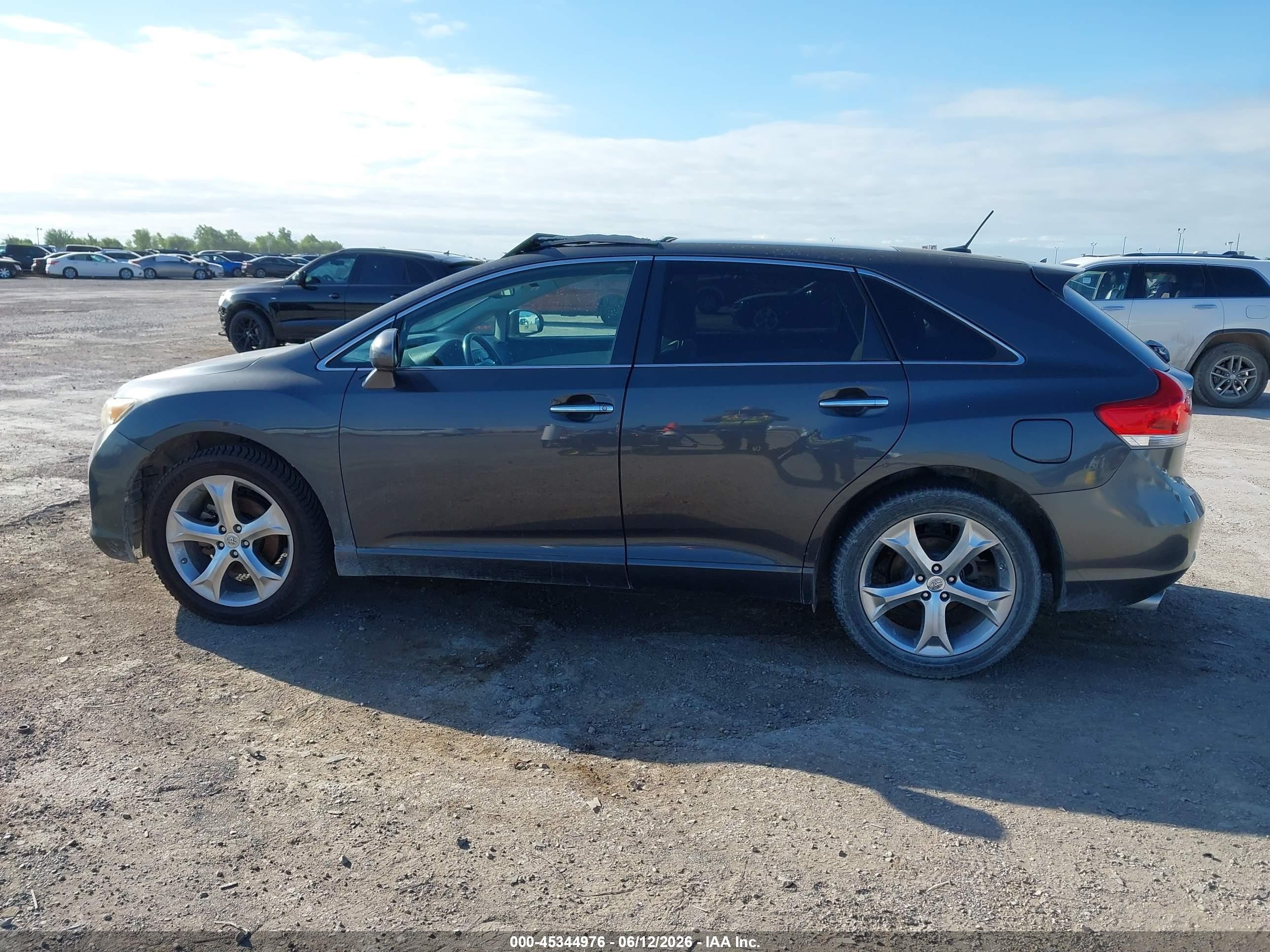 2010 Toyota Venza Base V6 Серый vin: 4T3BK3BB6AU036694