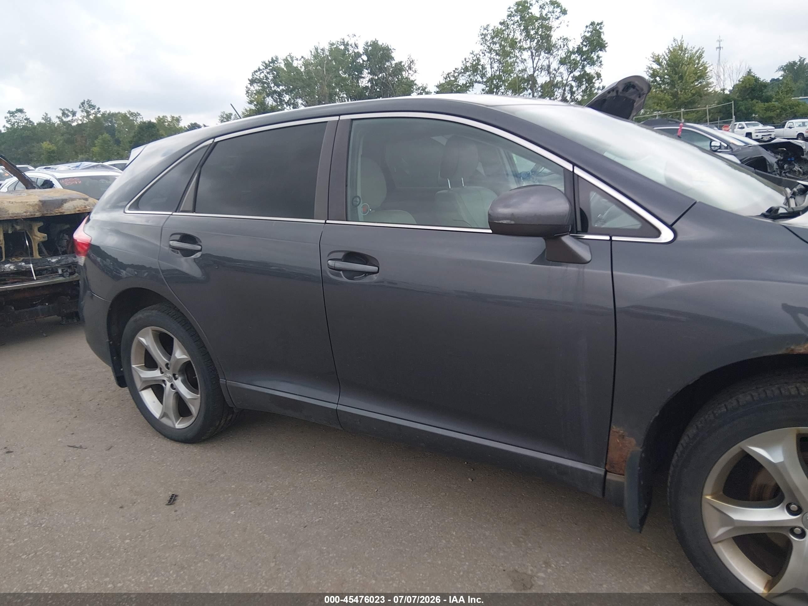 2010 Toyota Venza Base V6 Gray vin: 4T3BK3BB6AU038400