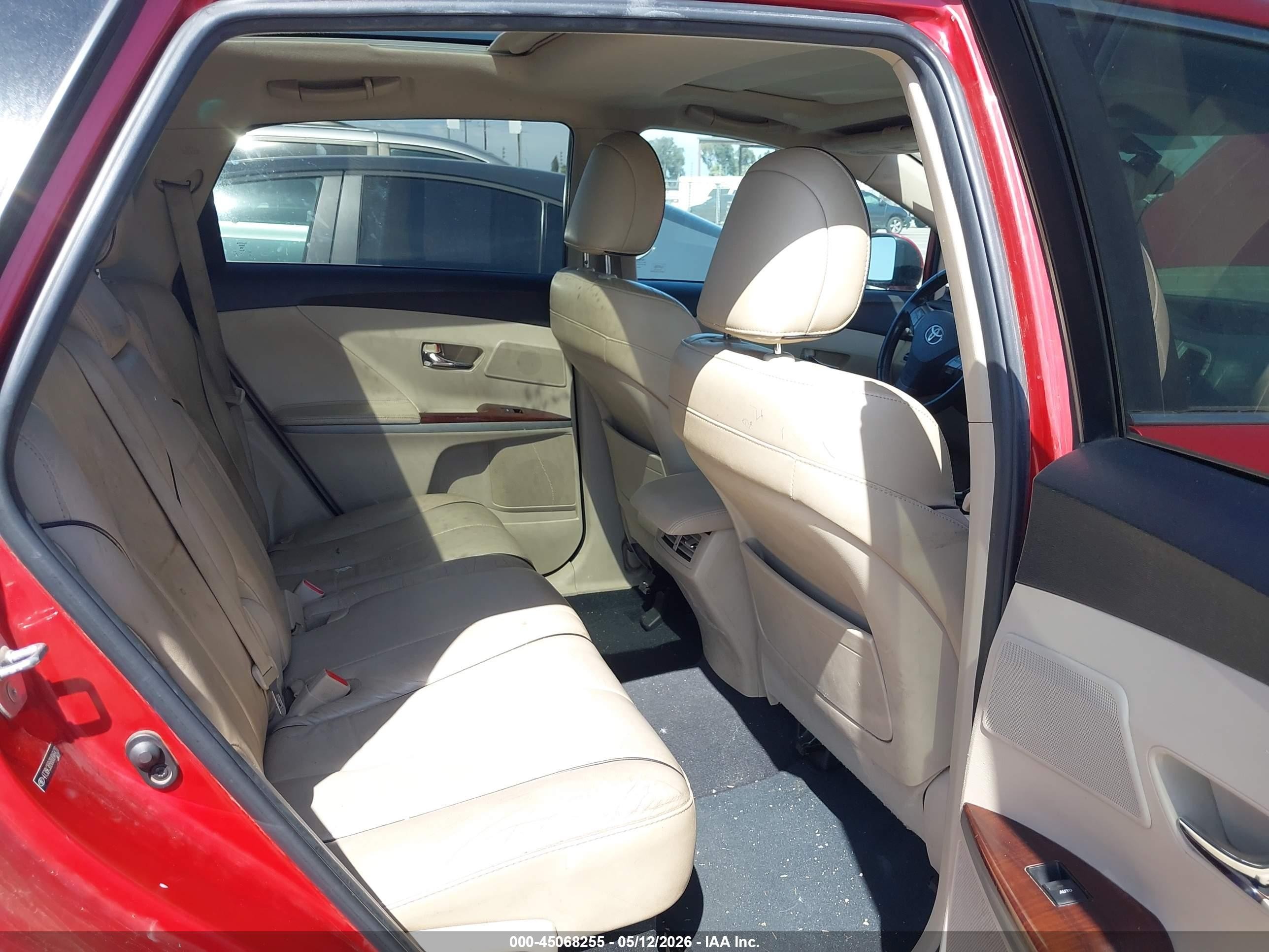 2011 Toyota Venza Base V6 Red vin: 4T3BK3BB6BU046420