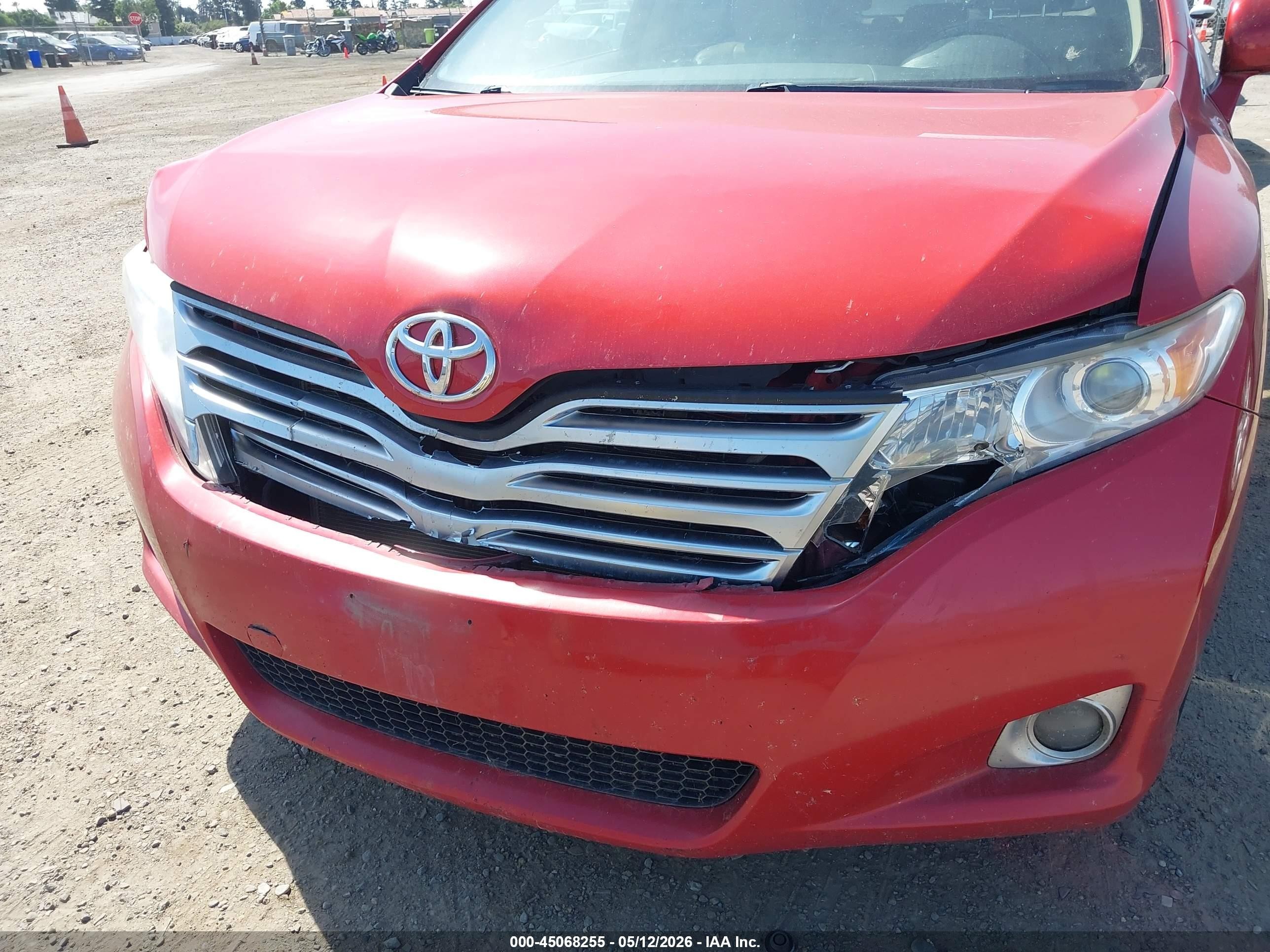 2011 Toyota Venza Base V6 Red vin: 4T3BK3BB6BU046420