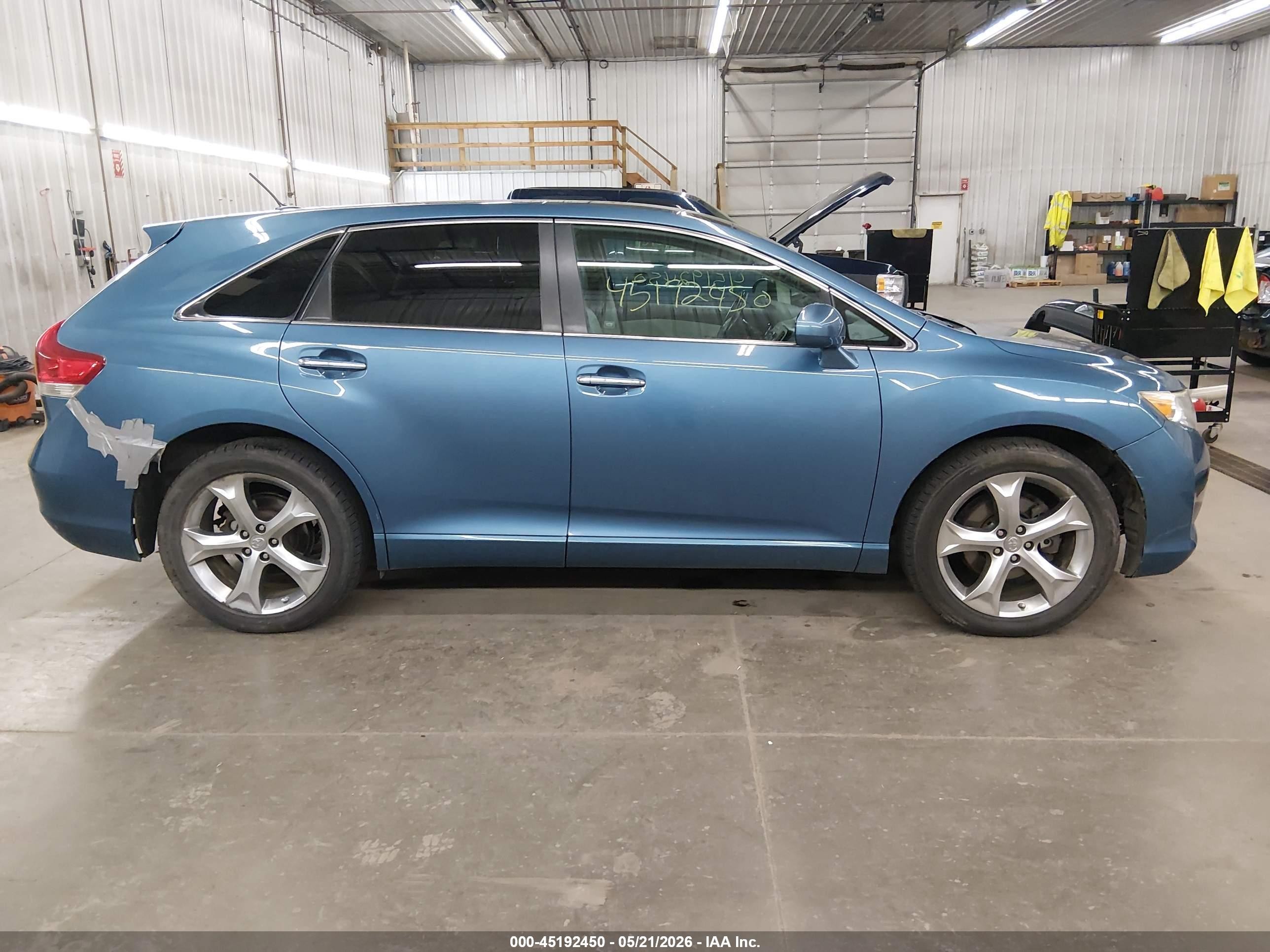 2011 Toyota Venza Base V6 Blue vin: 4T3BK3BB6BU046594