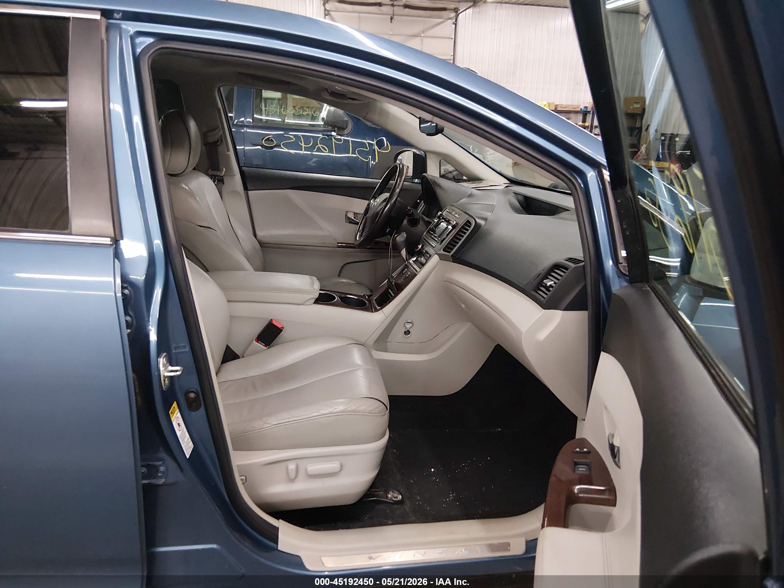 2011 Toyota Venza Base V6 Blue vin: 4T3BK3BB6BU046594