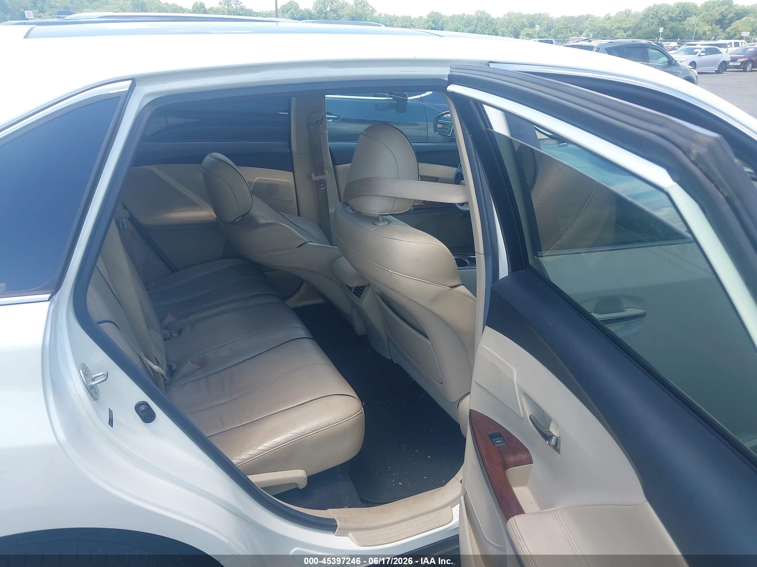 2011 Toyota Venza Base V6 White vin: 4T3BK3BB6BU062746