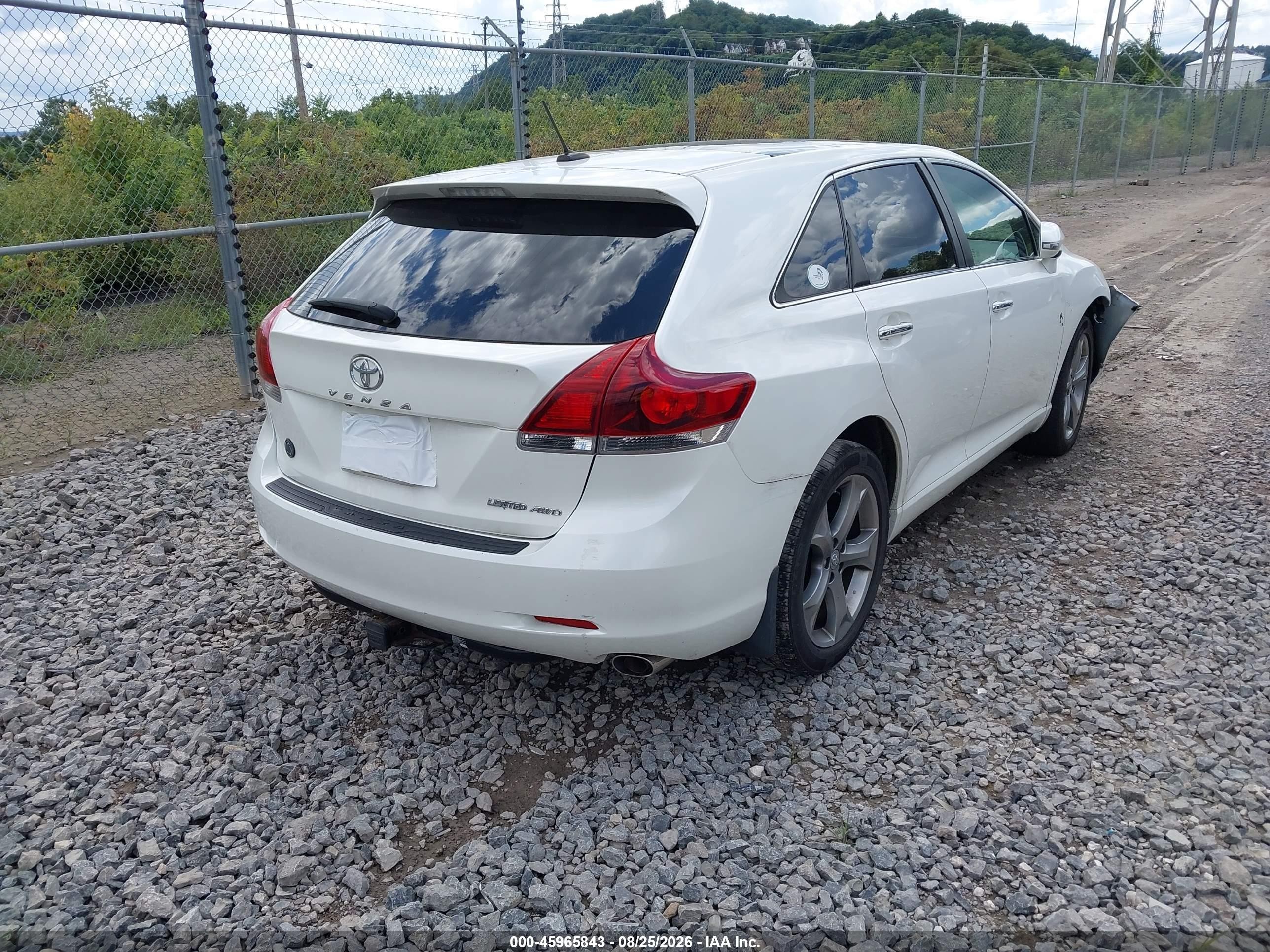 2013 Toyota Venza Limited V6 White vin: 4T3BK3BB6DU095331