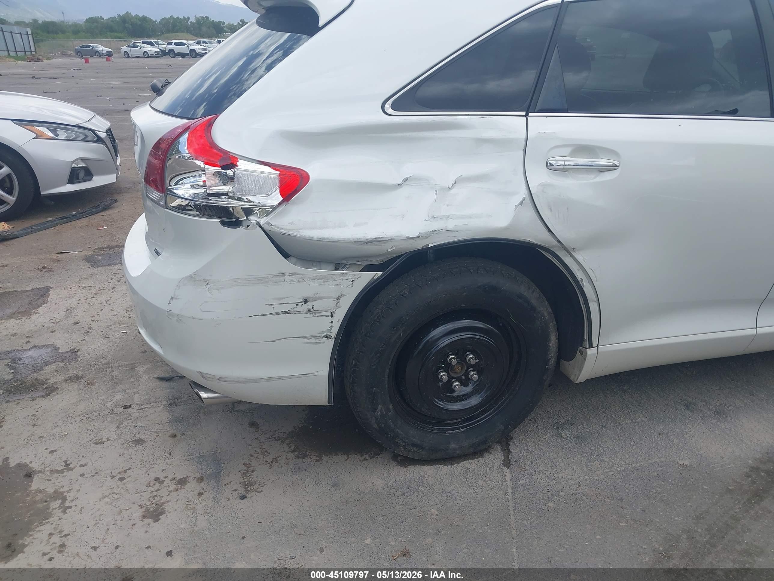 2010 Toyota Venza Base V6 Белый vin: 4T3BK3BB7AU043945
