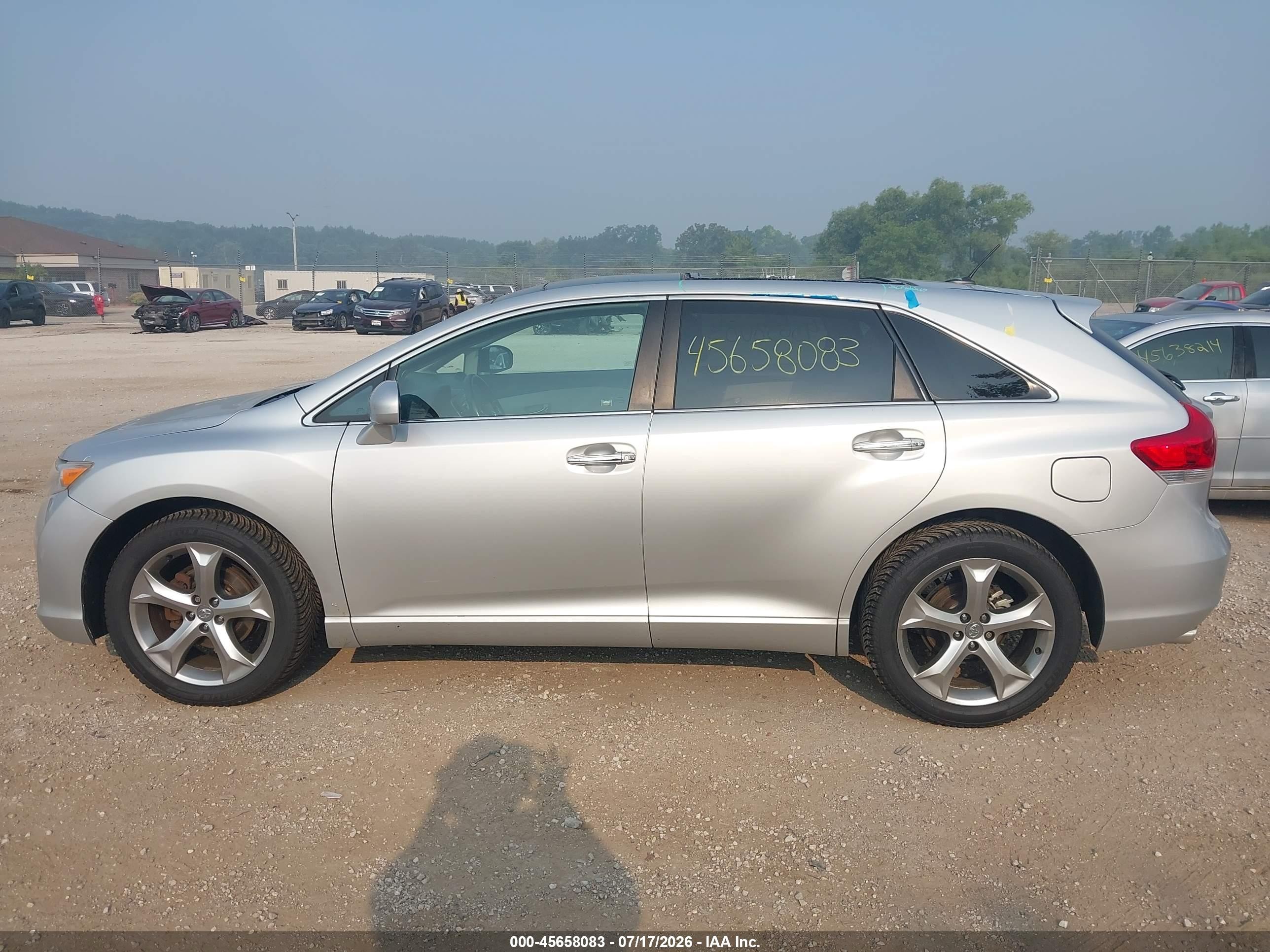 2011 Toyota Venza Base V6 Silver vin: 4T3BK3BB7BU058365