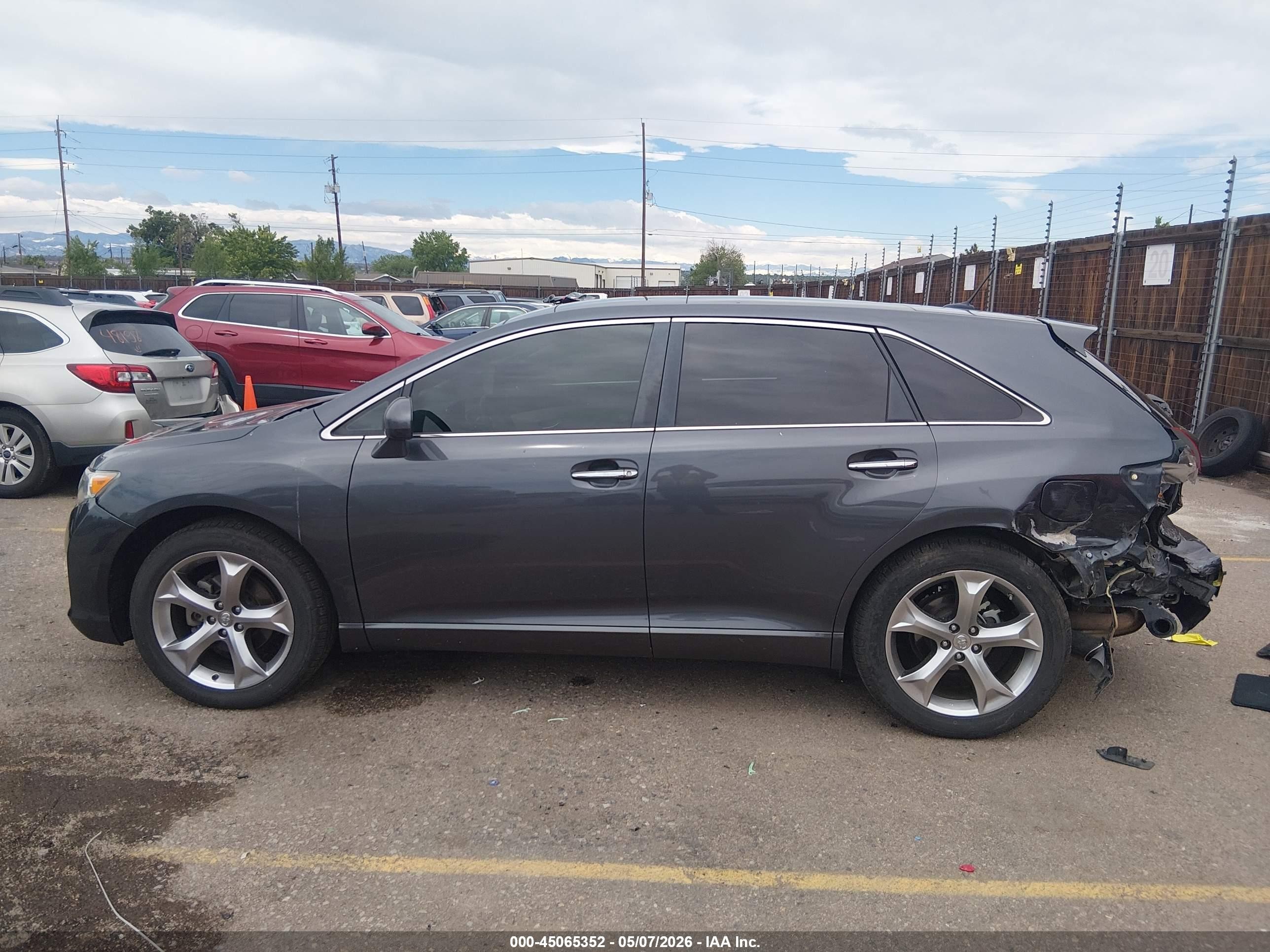 2011 Toyota Venza Base V6 Gray vin: 4T3BK3BB7BU061606
