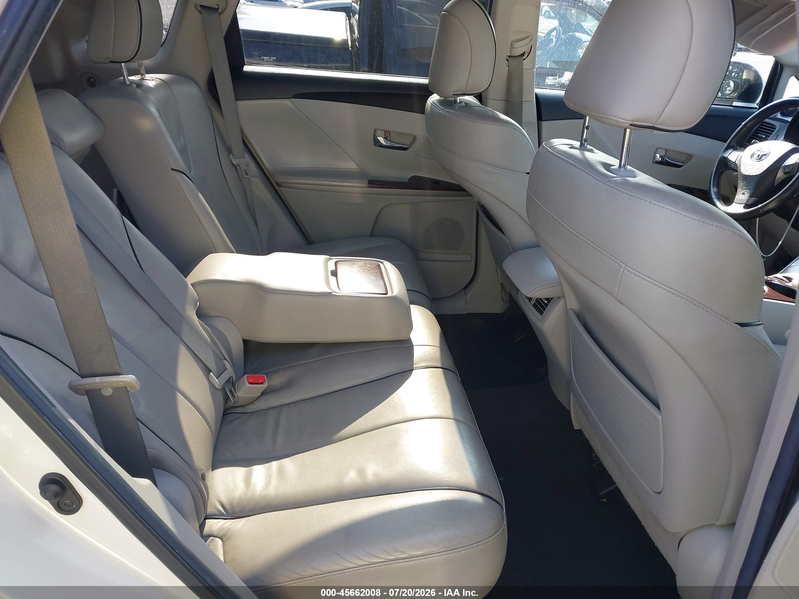 2012 Toyota Venza Xle V6 White vin: 4T3BK3BB7CU066810