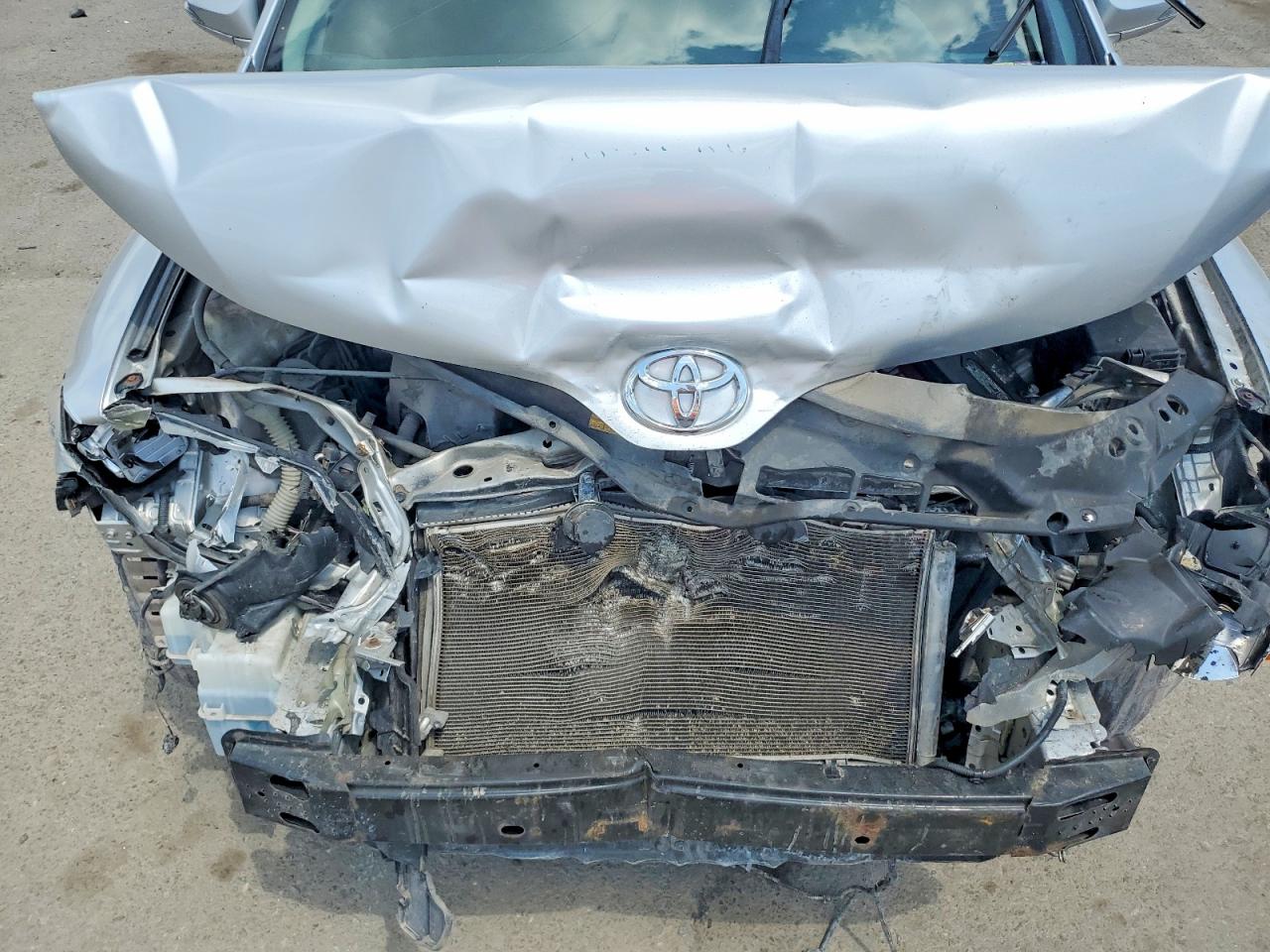 2013 Toyota Venza Le Silver vin: 4T3BK3BB7DU076254