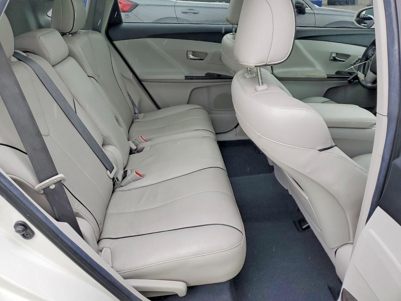 2015 Toyota Venza Le White vin: 4T3BK3BB7FU110082