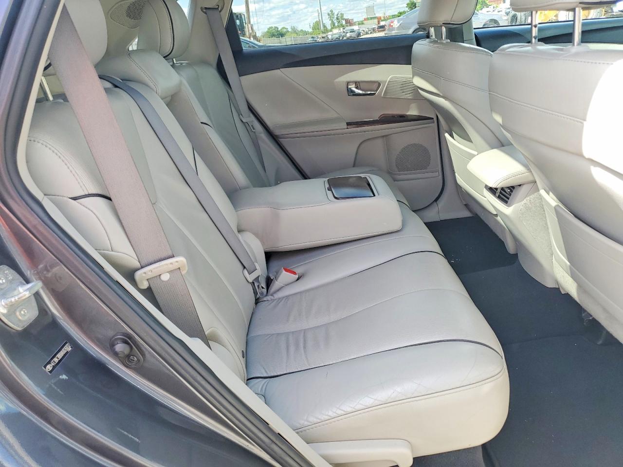 2010 Toyota Venza Awd V6 Gray vin: 4T3BK3BB8AU026832