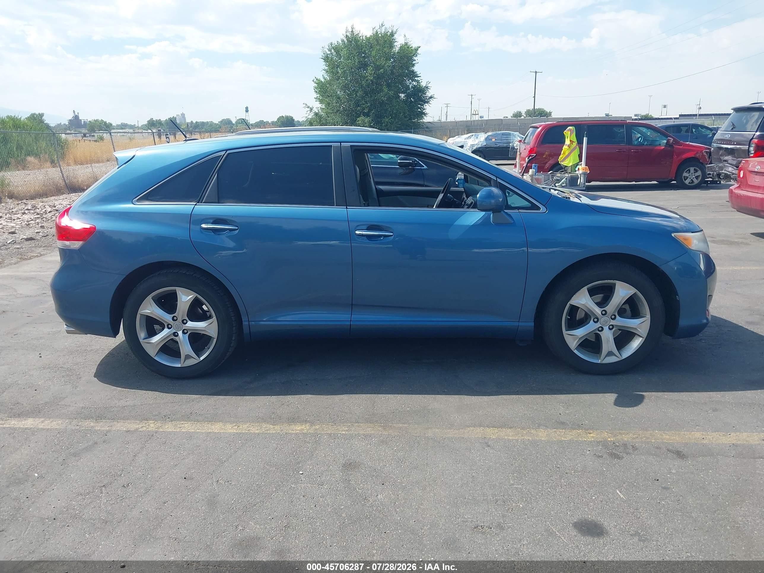 2011 Toyota Venza Base V6 Blue vin: 4T3BK3BB8BU049707