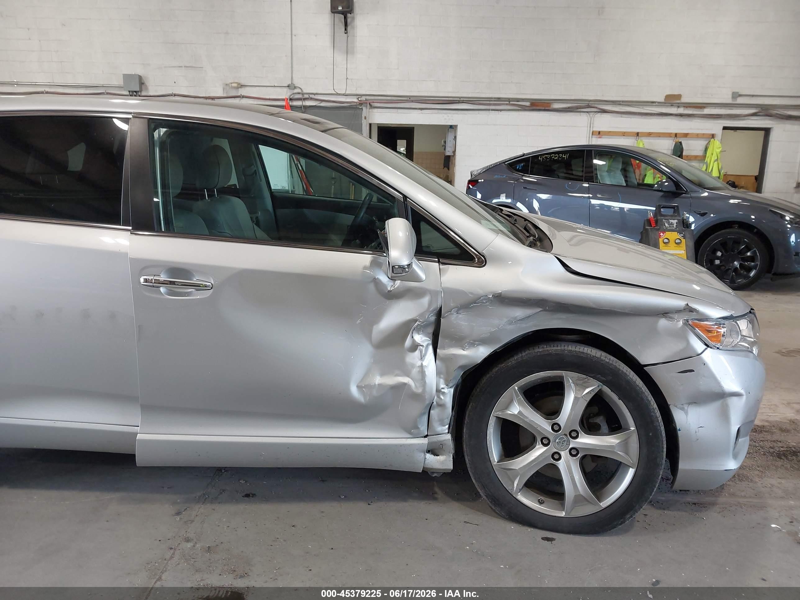 2013 Toyota Venza Xle V6 Серый vin: 4T3BK3BB8DU075727