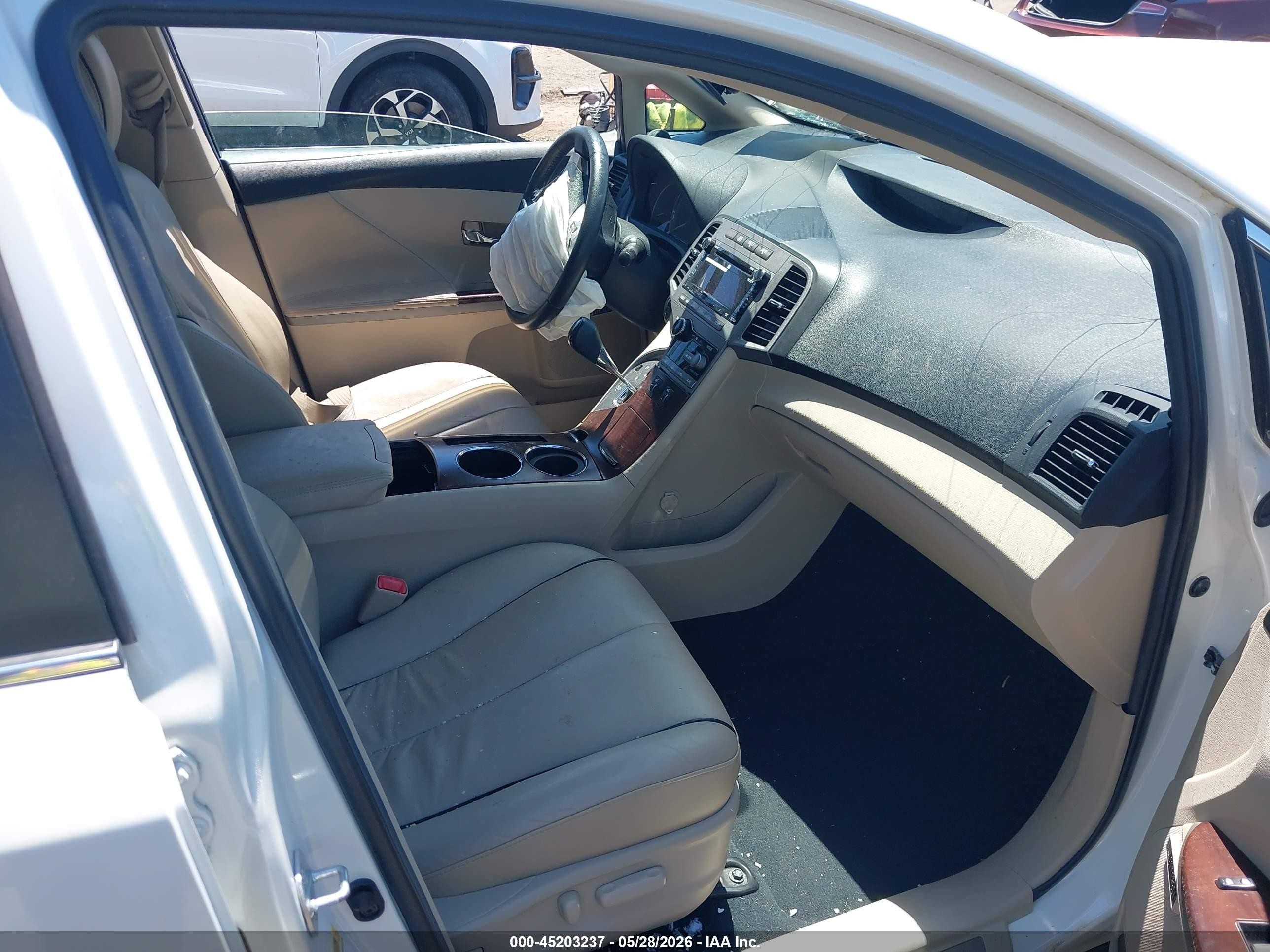 2010 Toyota Venza Base V6 White vin: 4T3BK3BB9AU038357