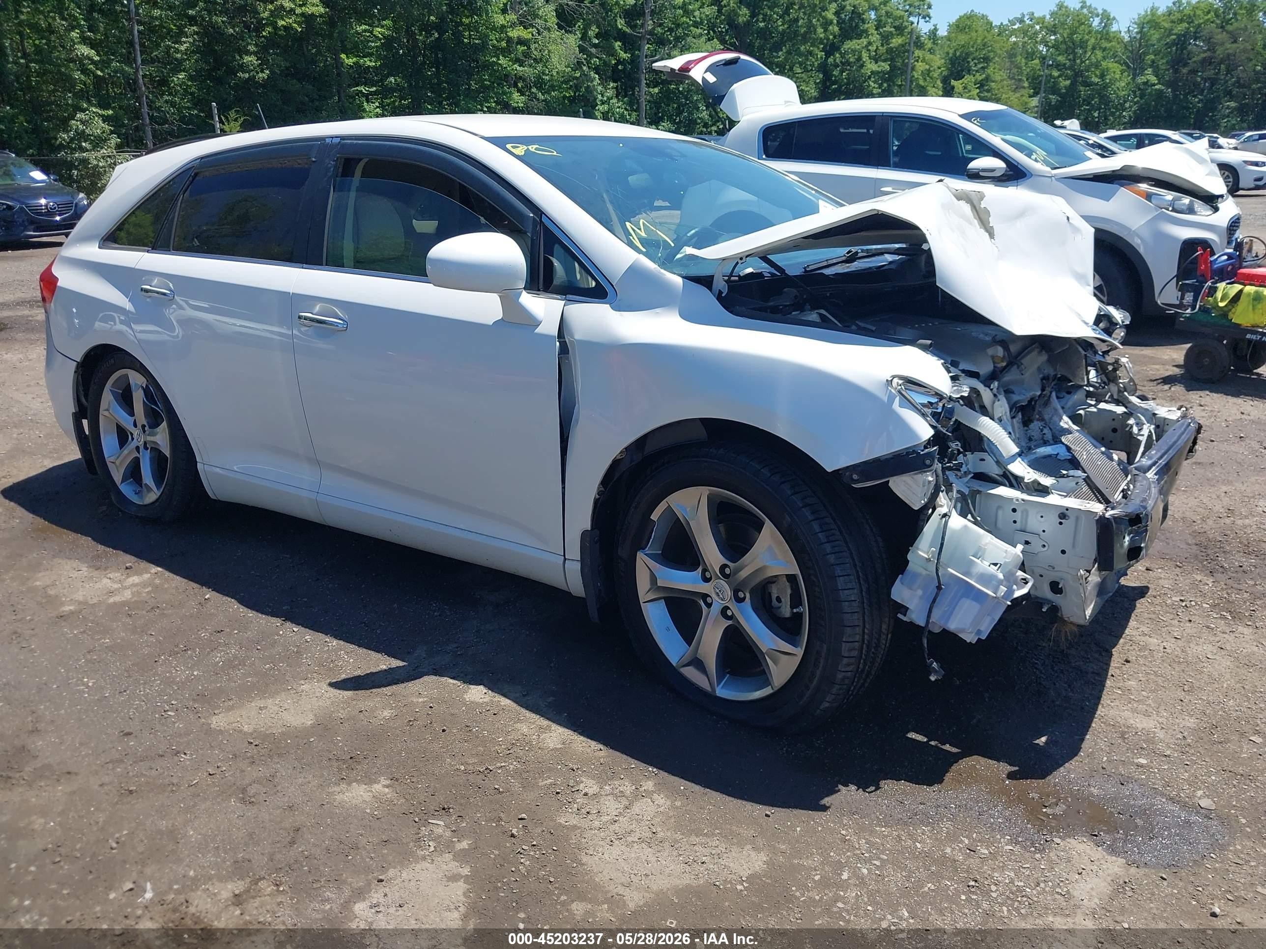 2010 Toyota Venza Base V6 White vin: 4T3BK3BB9AU038357